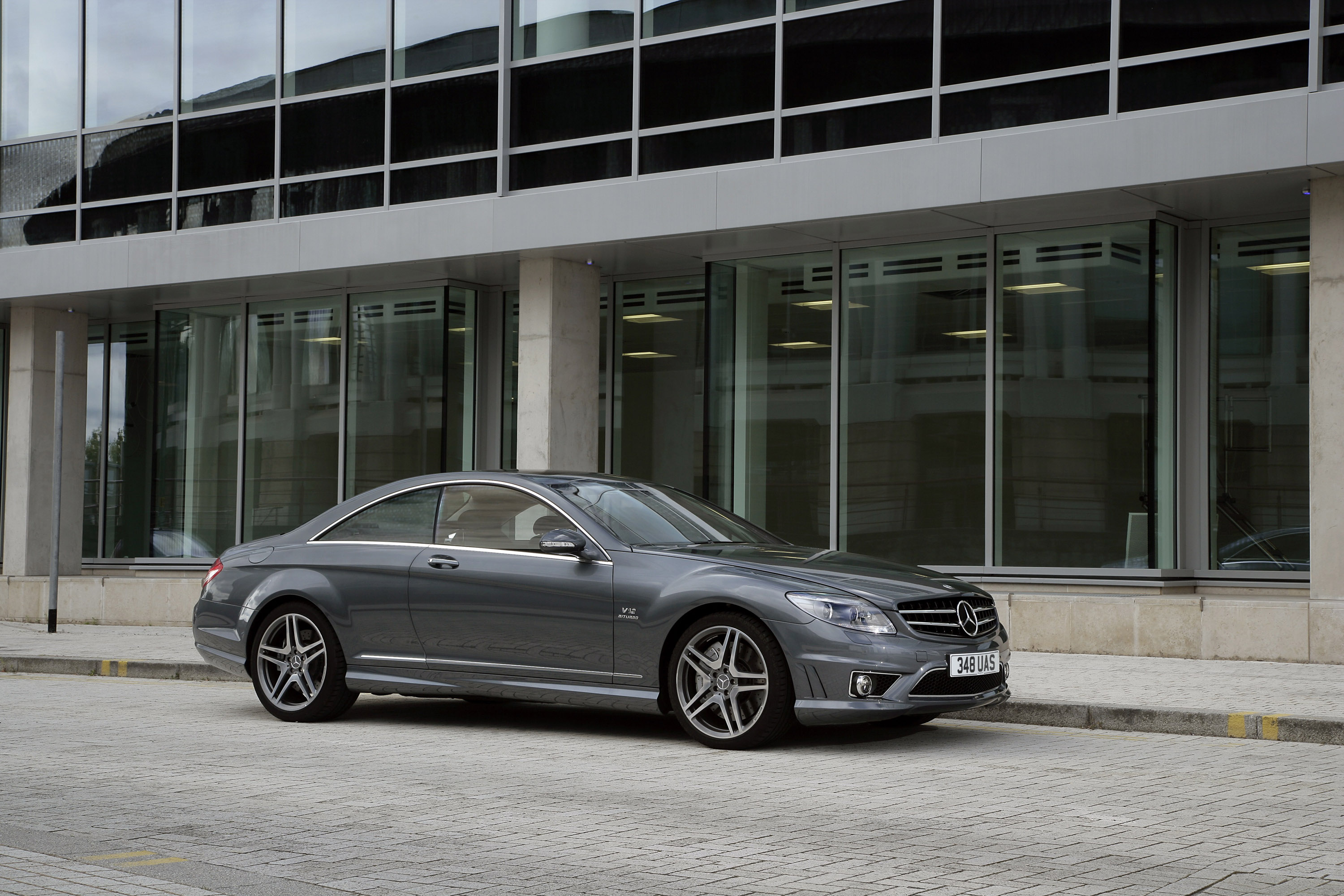 Mercedes-Benz CL65 AMG UK Version photo #22