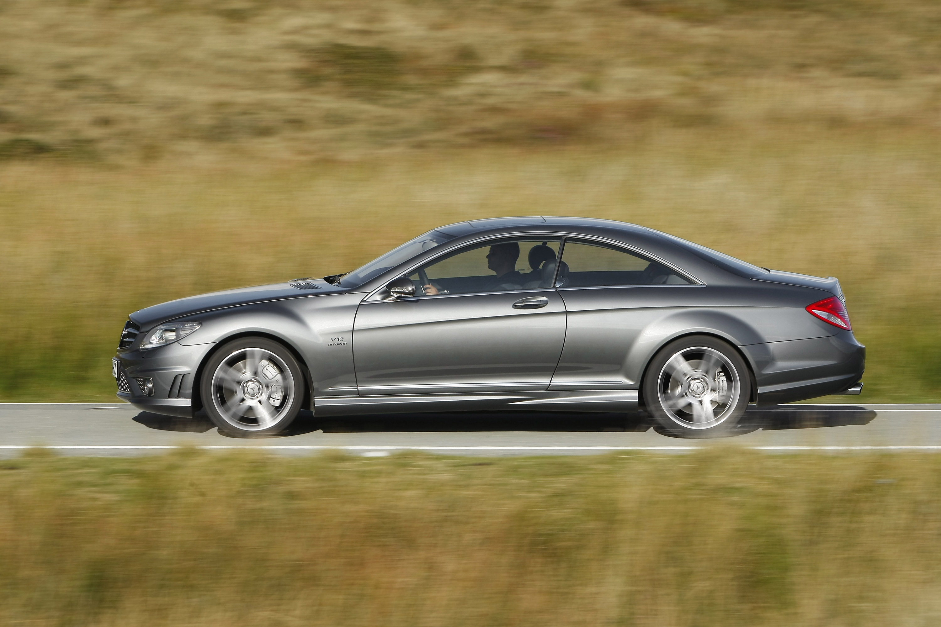 Mercedes-Benz CL65 AMG UK Version photo #36