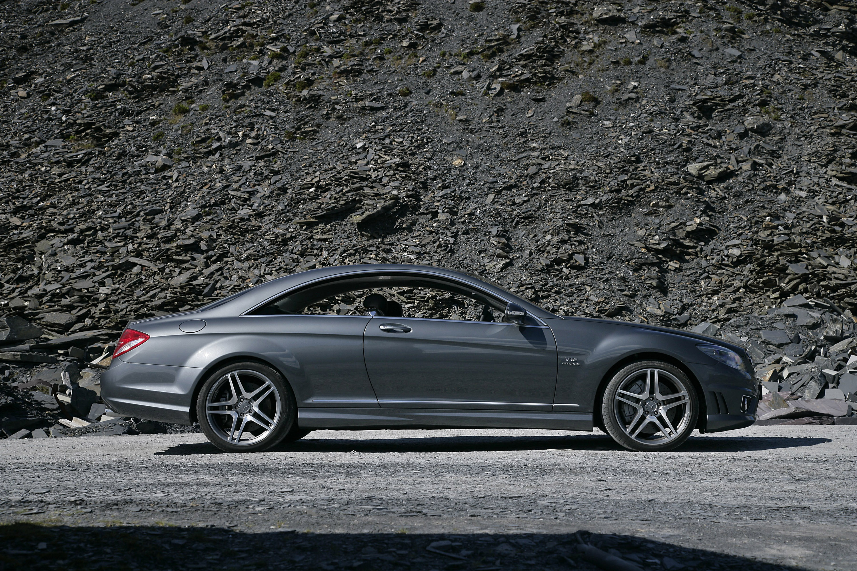 Mercedes-Benz CL65 AMG UK Version photo #67