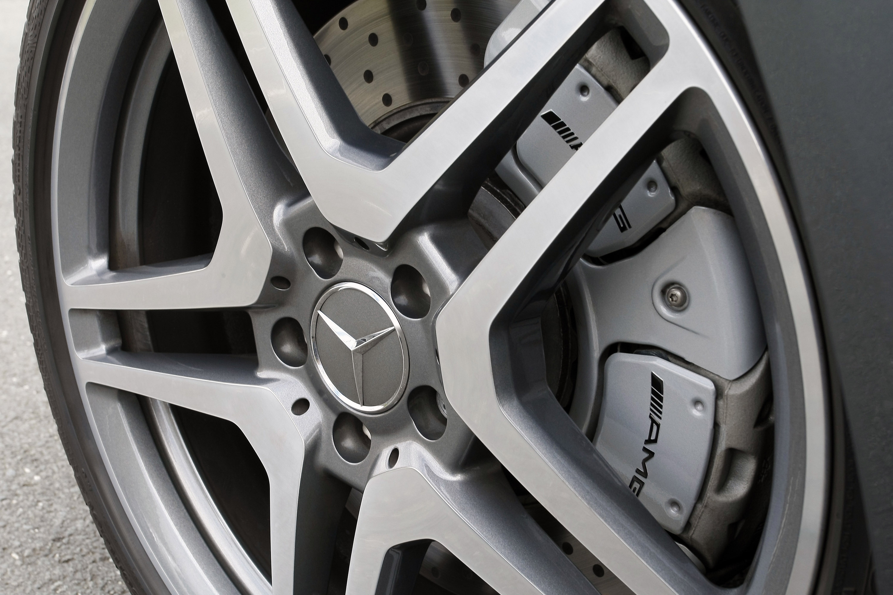 Mercedes-Benz CL65 AMG UK Version photo #71