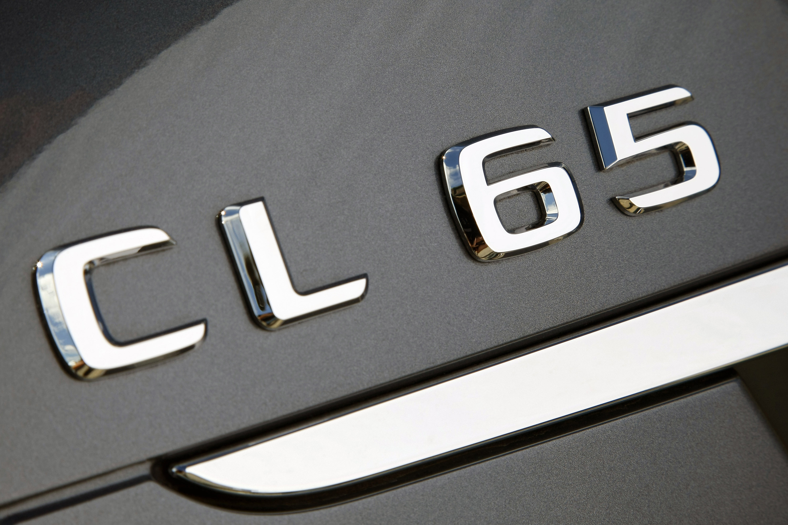 Mercedes-Benz CL65 AMG UK Version photo #78