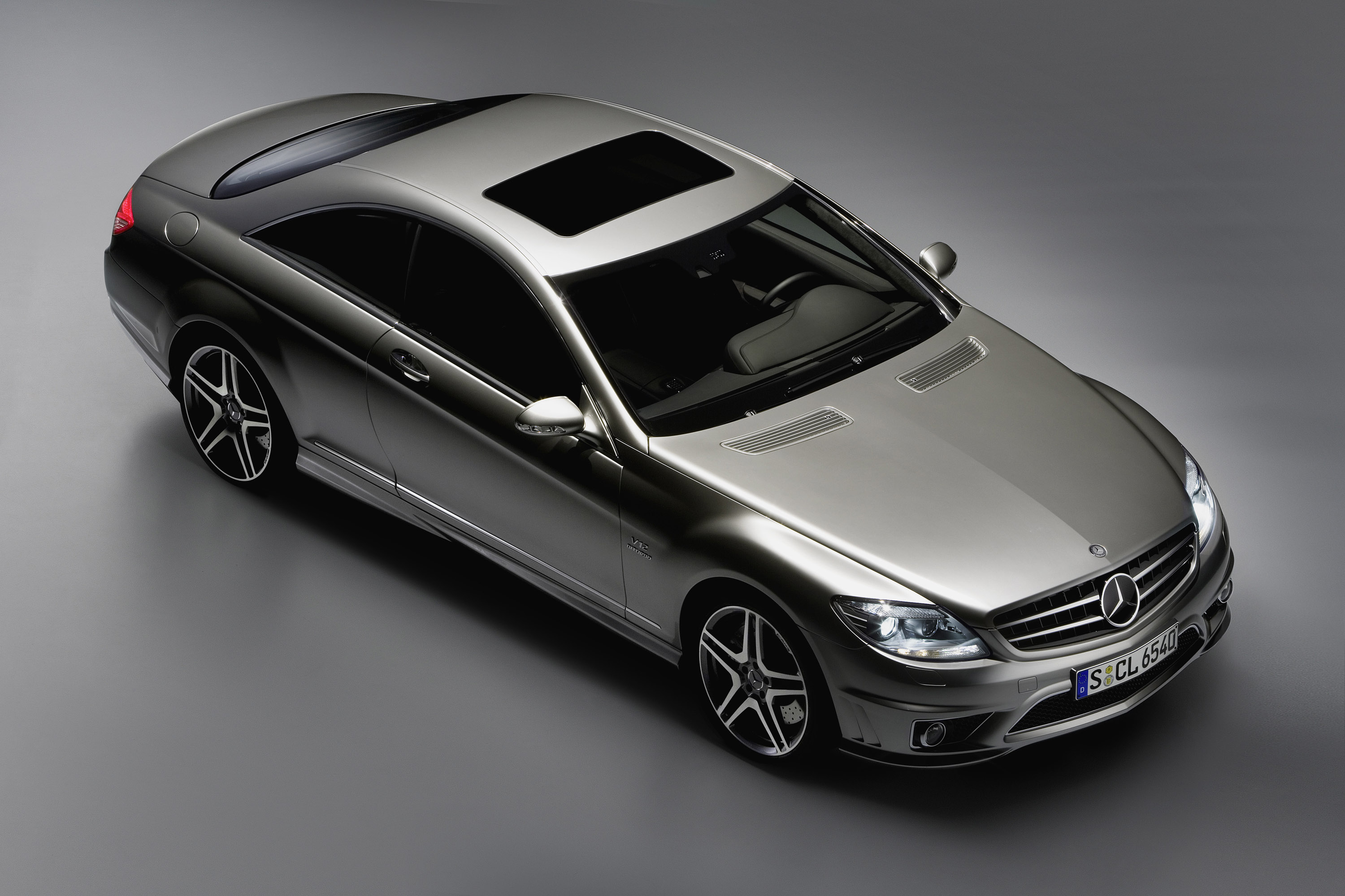 Mercedes-Benz CL65 AMG photo #2