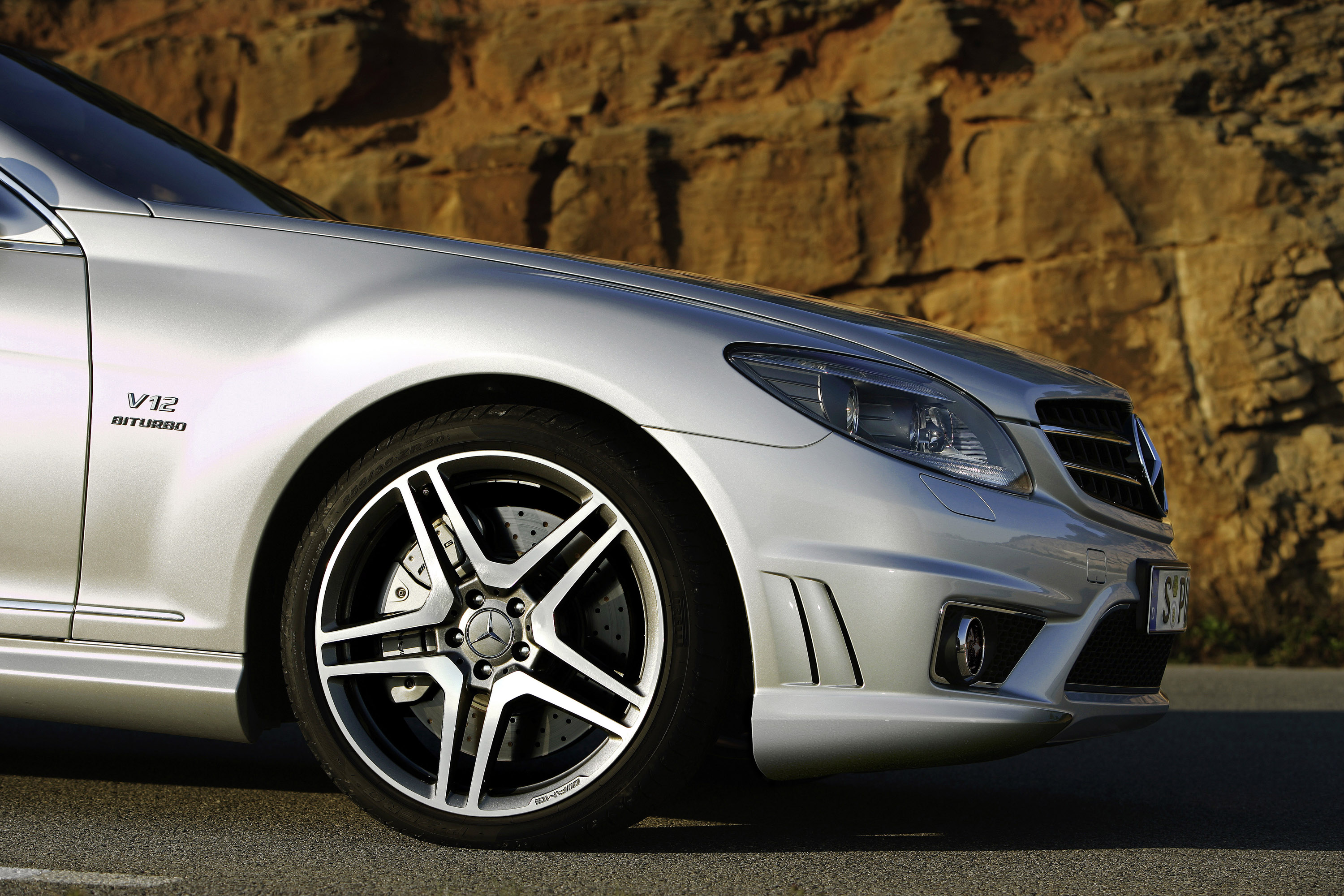 Mercedes-Benz CL65 AMG photo #22