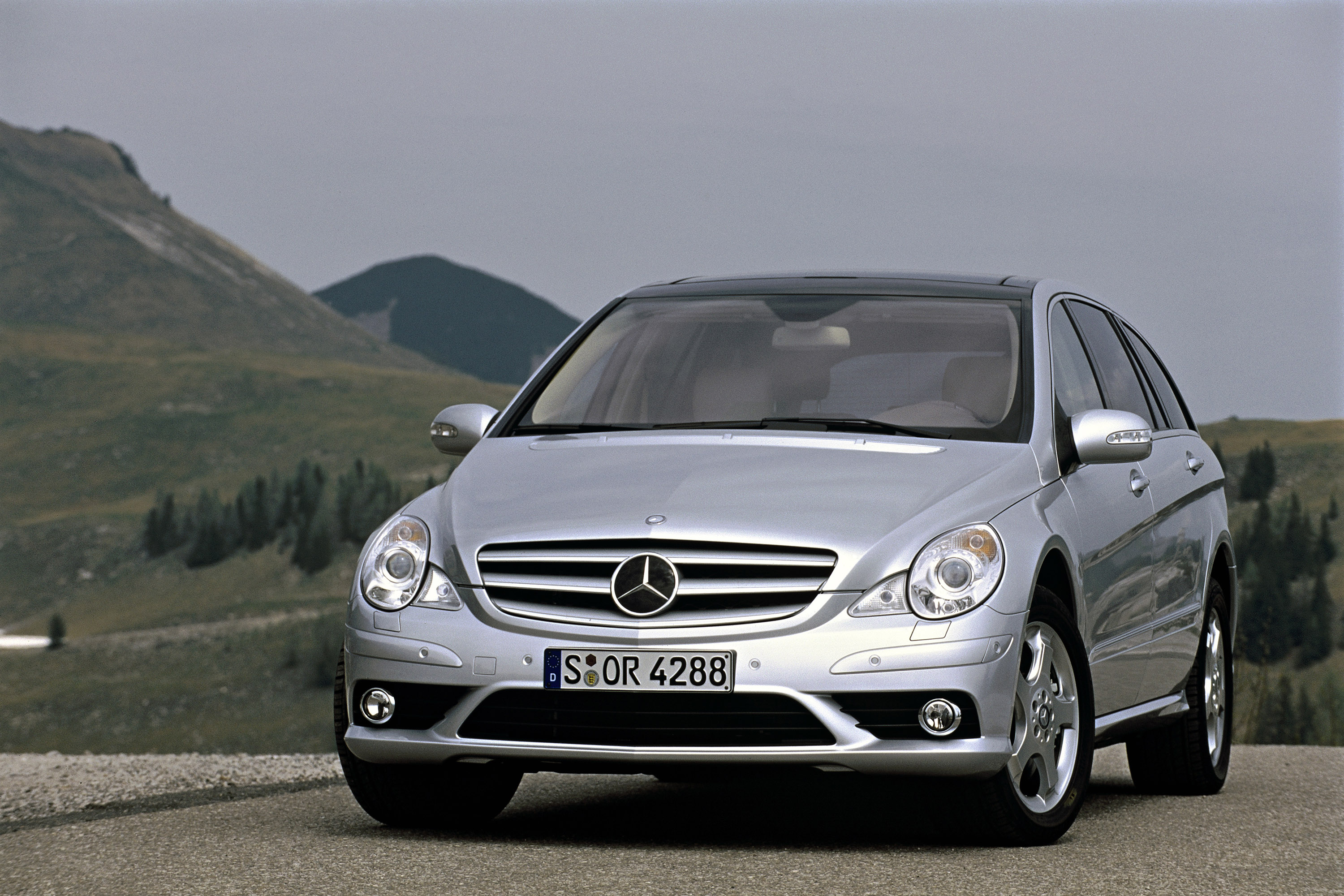 Mercedes-Benz R-Class photo #1