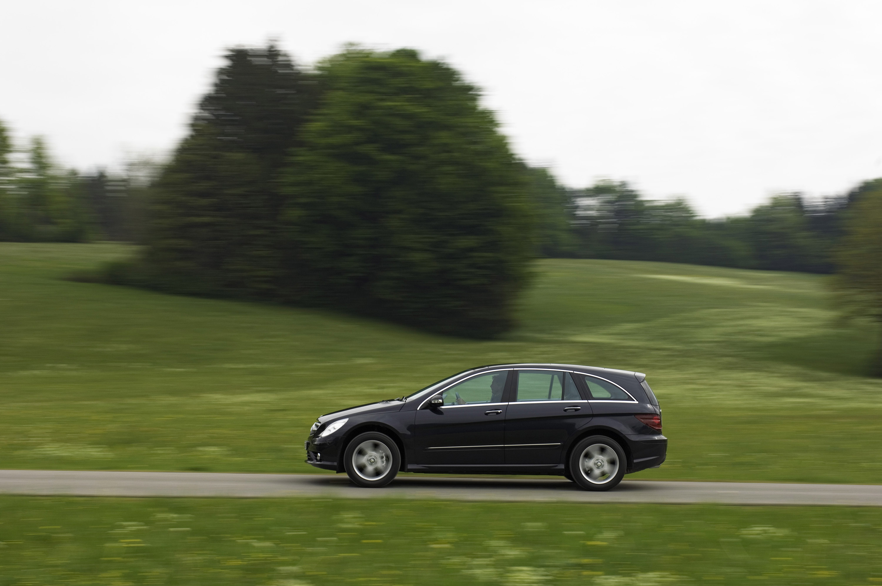 Mercedes-Benz R-Class photo #15