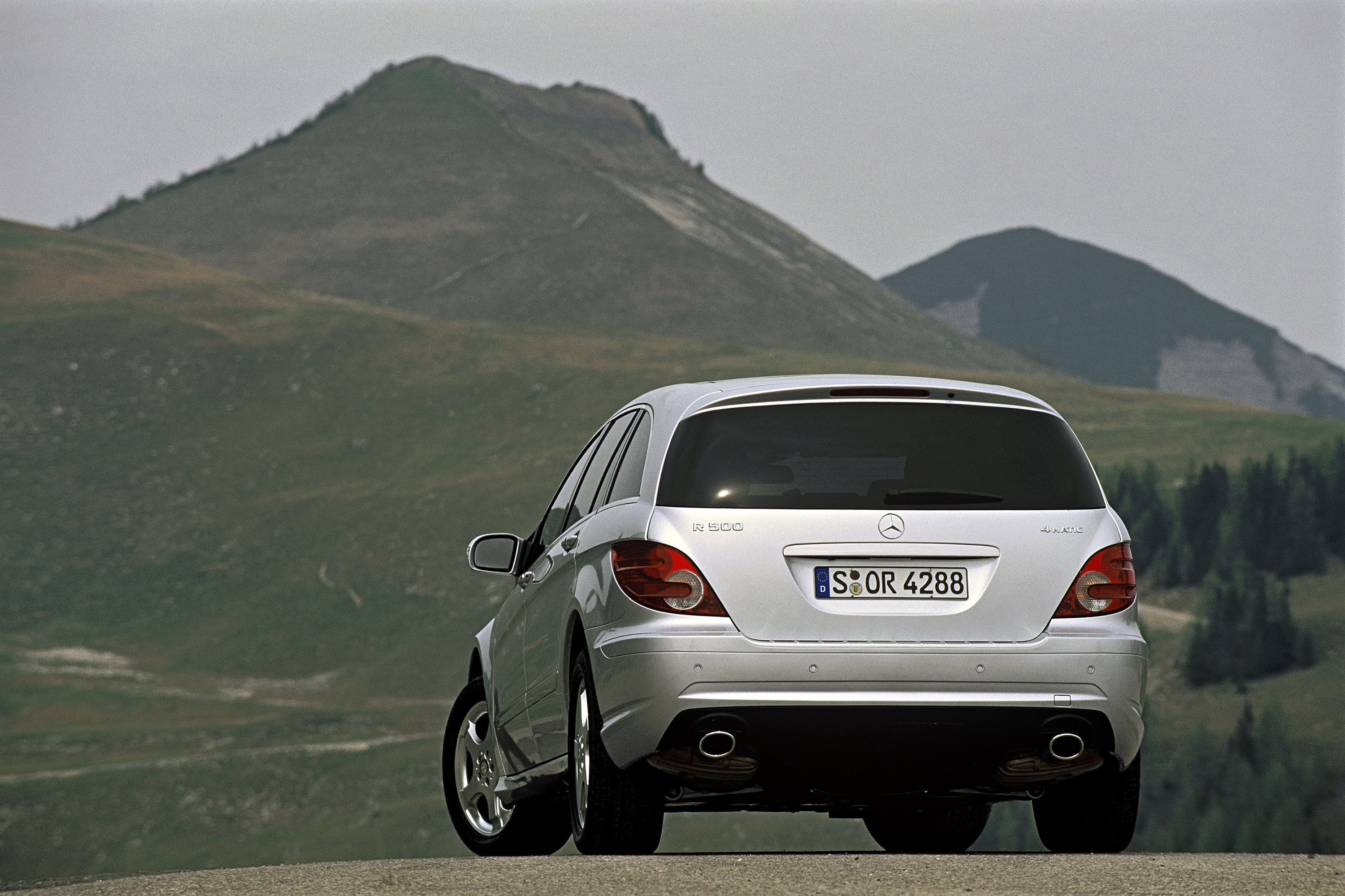 Mercedes-Benz R-Class photo #31