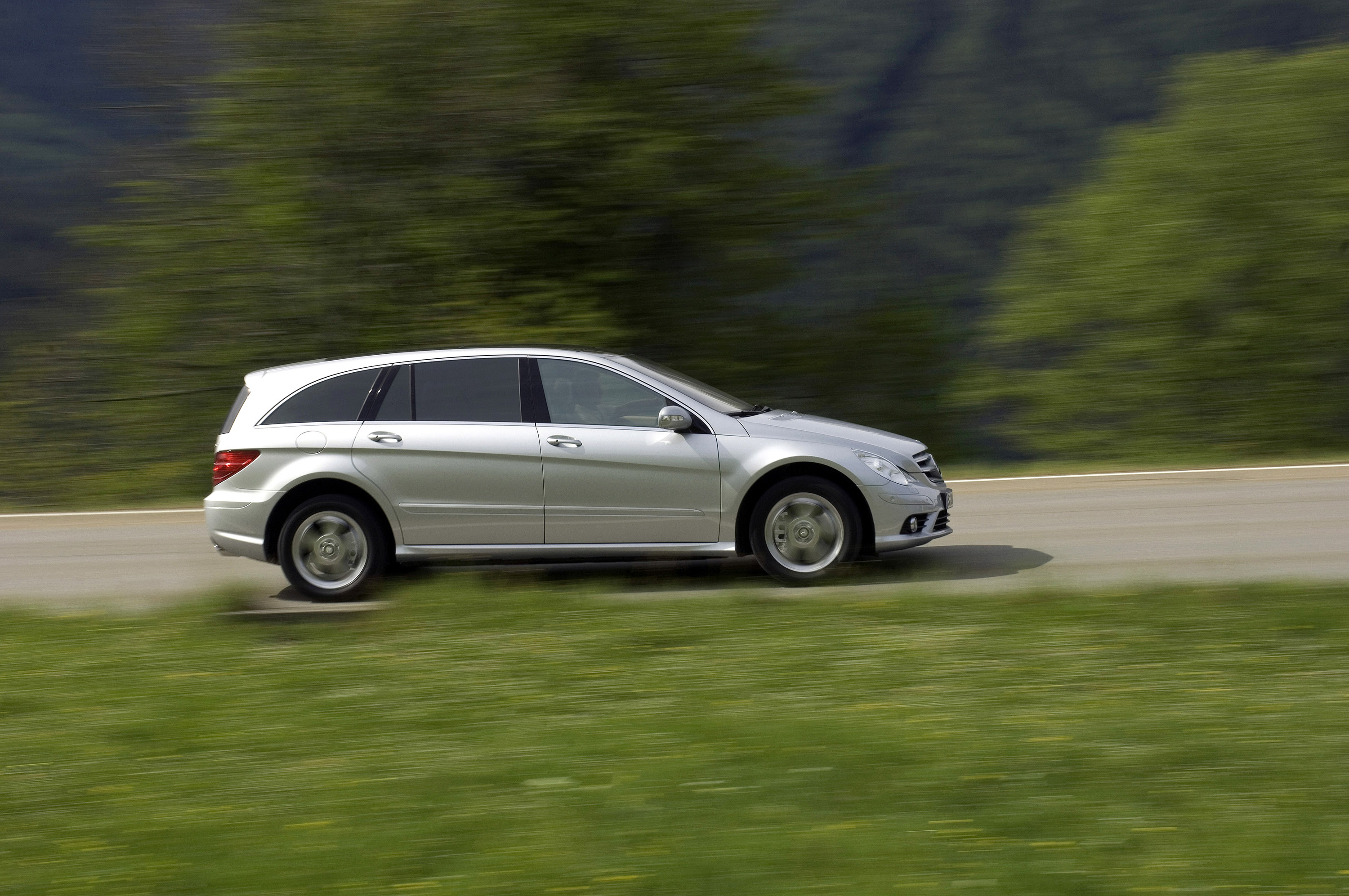 Mercedes-Benz R-Class photo #36