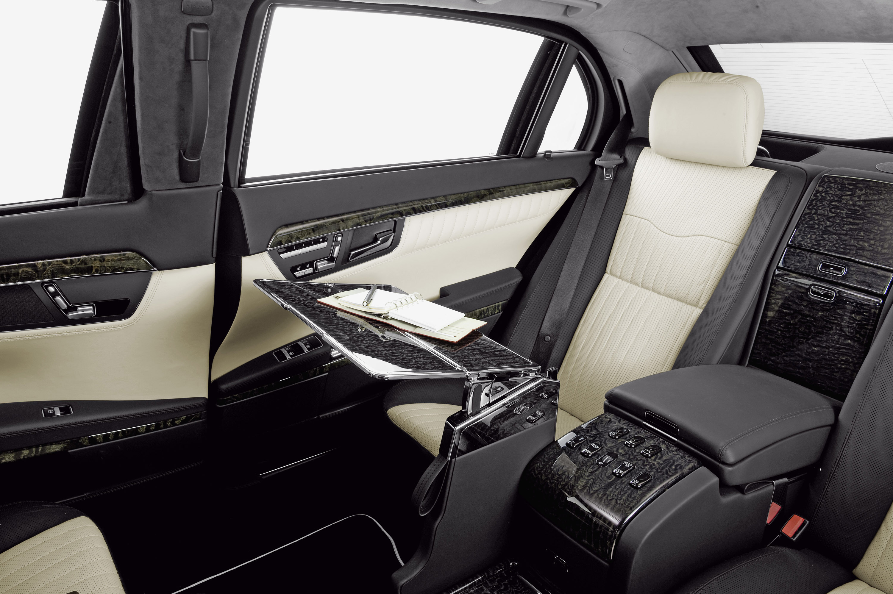 Mercedes-Benz S 600 Guard Pullman photo #8