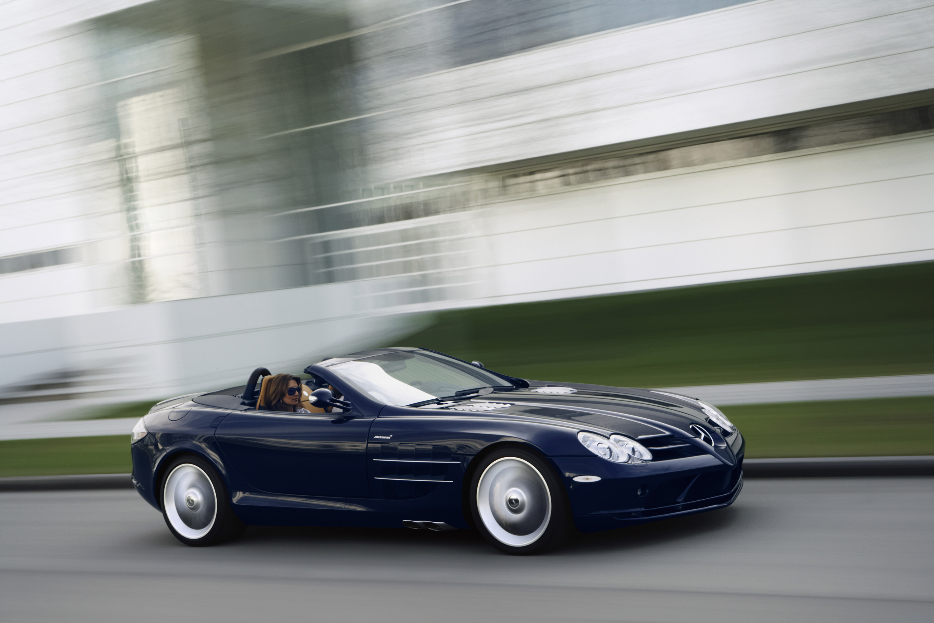 Mercedes-Benz SLR McLaren Roadster photo #3