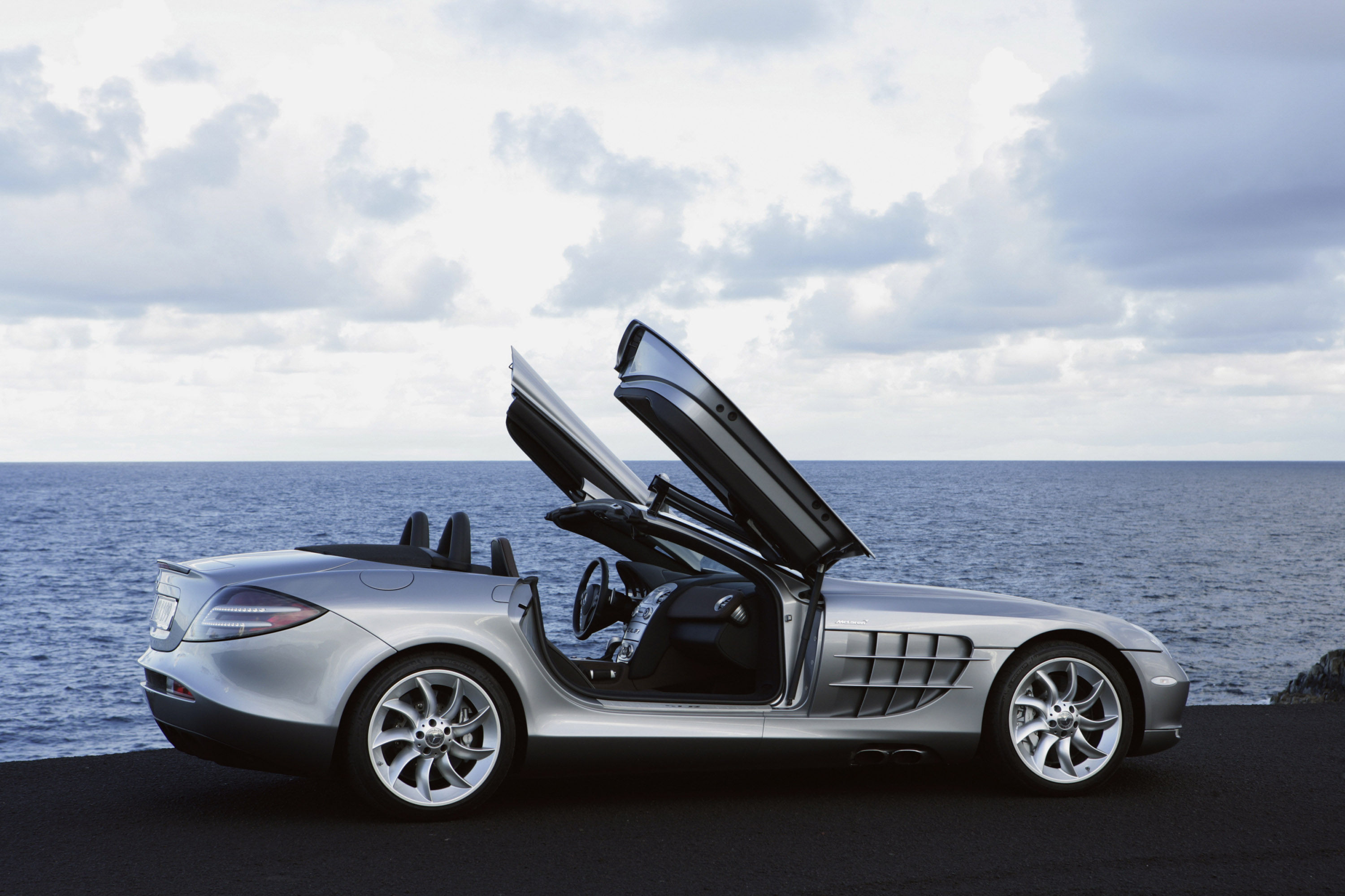 Mercedes-Benz SLR McLaren Roadster photo #28