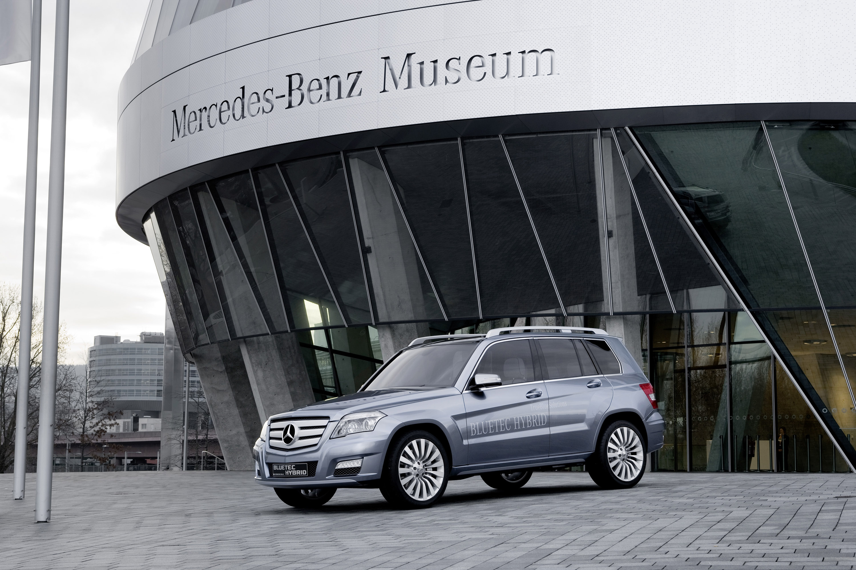 Mercedes-Benz Vision GLK Bluetec Hybrid Concept photo #4