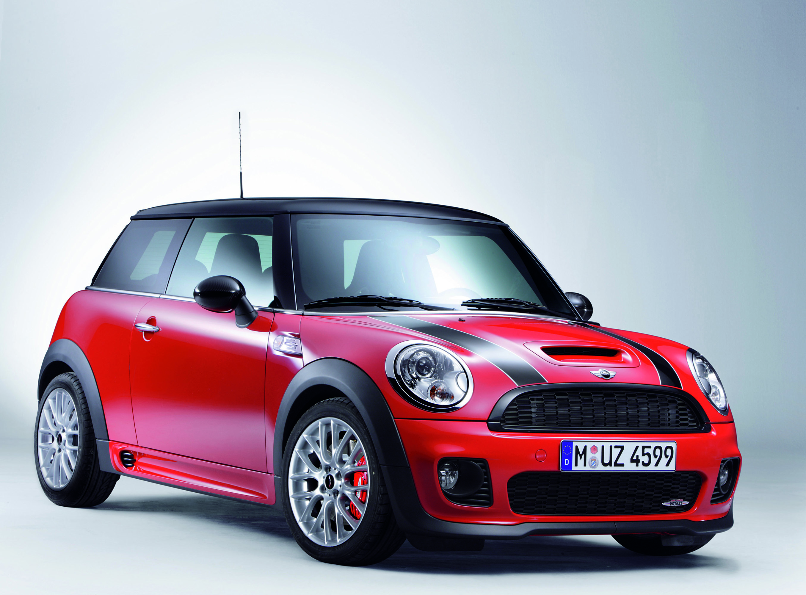 MINI John Cooper Works Clubman photo #1