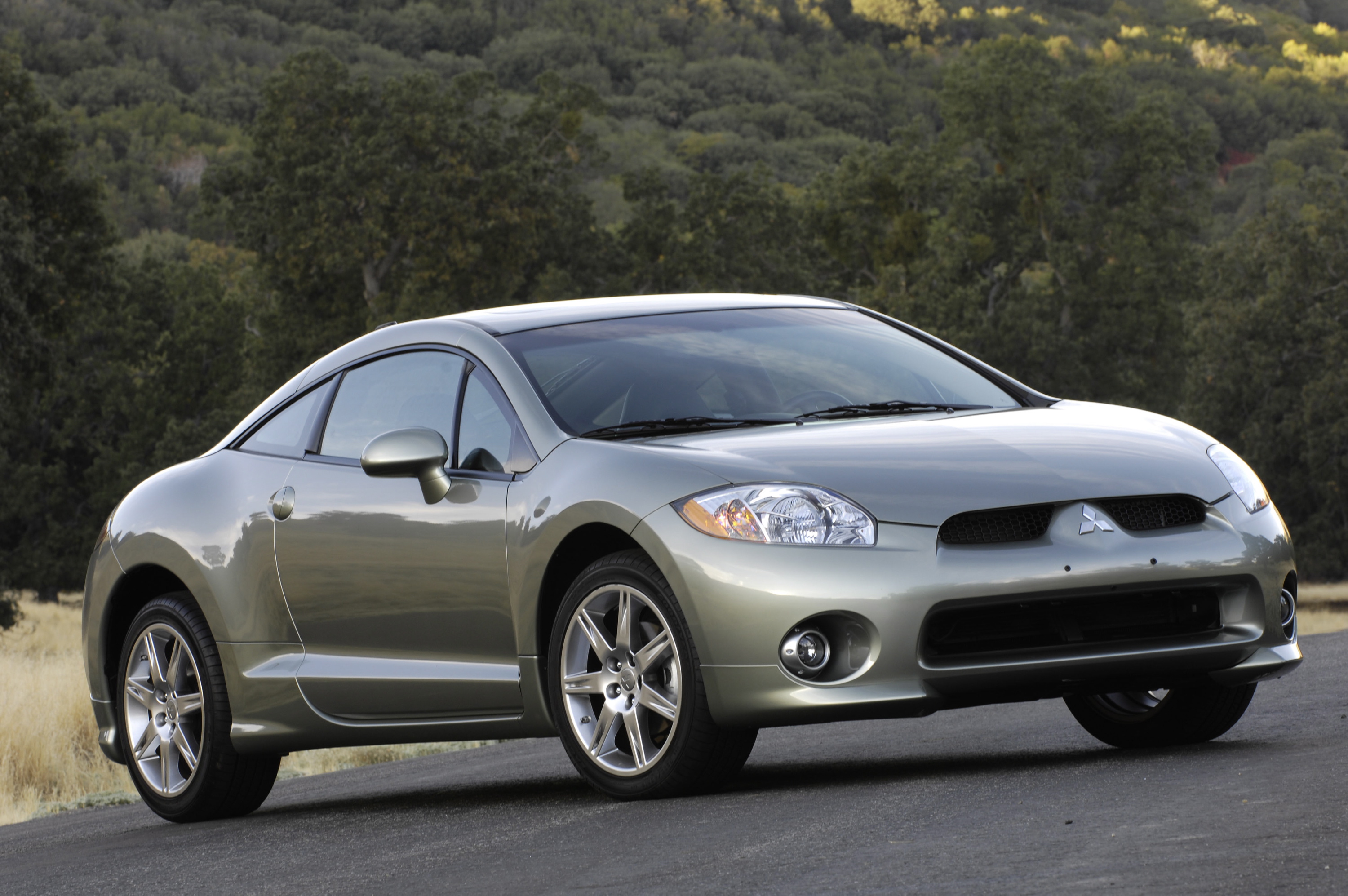 Mitsubishi Eclipse Coupe photo #3