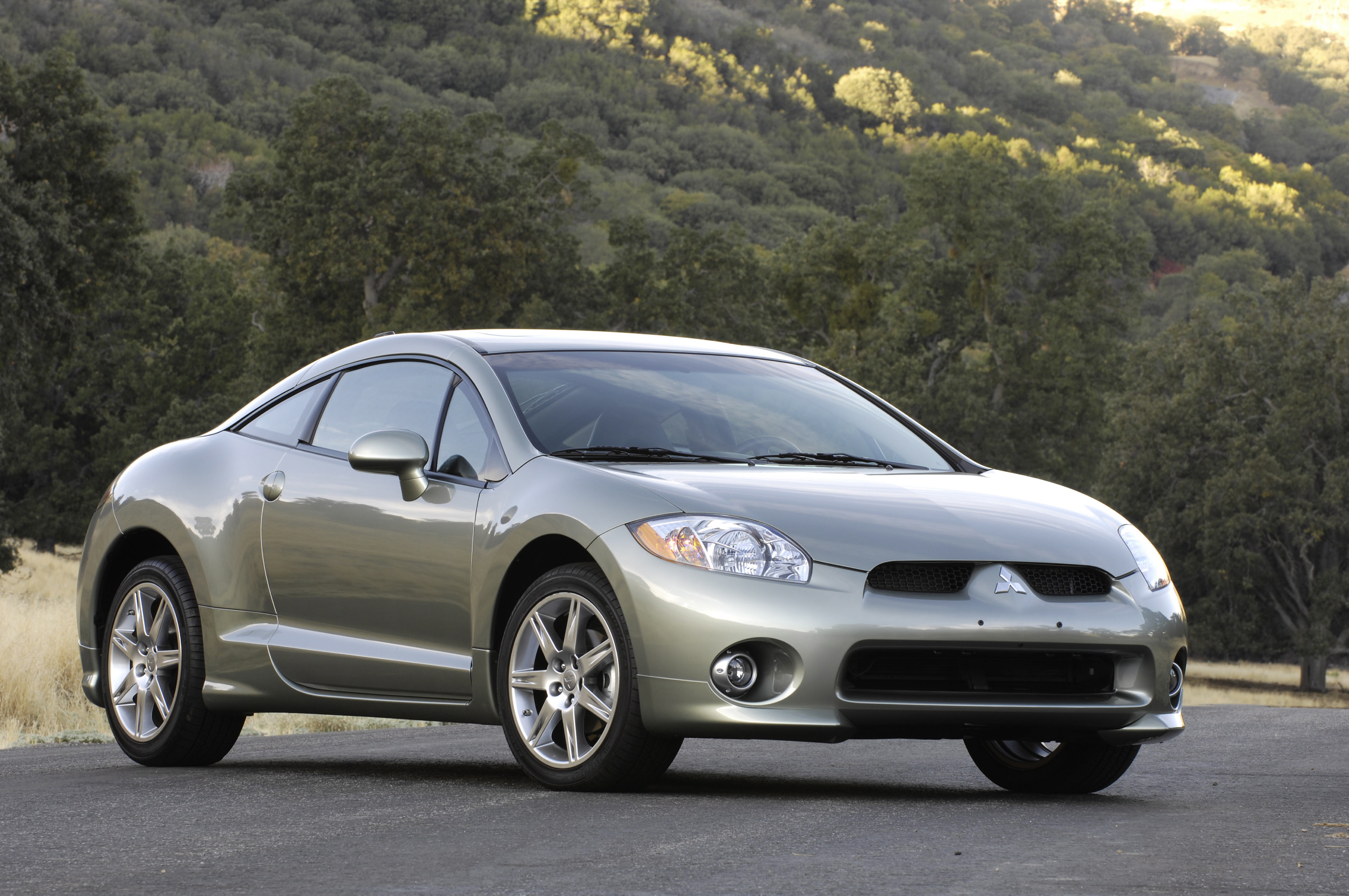 Mitsubishi Eclipse Coupe photo #4