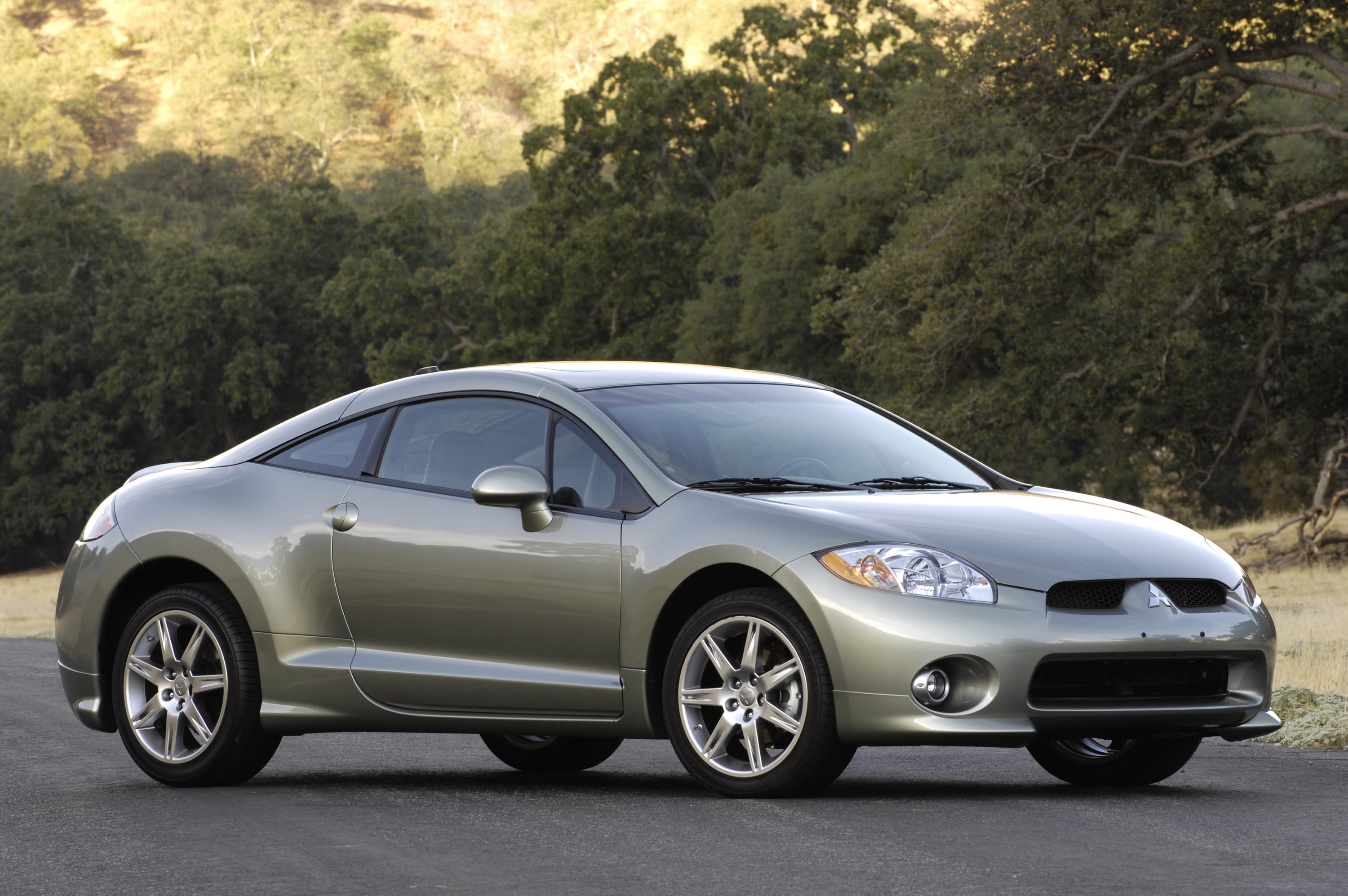 Mitsubishi Eclipse Coupe photo #5