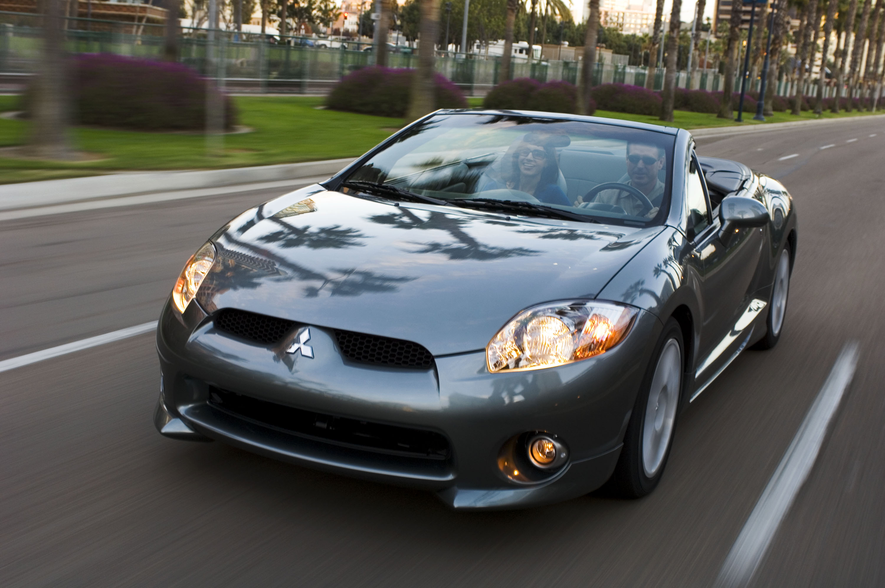 Mitsubishi Eclipse Spyder photo #1