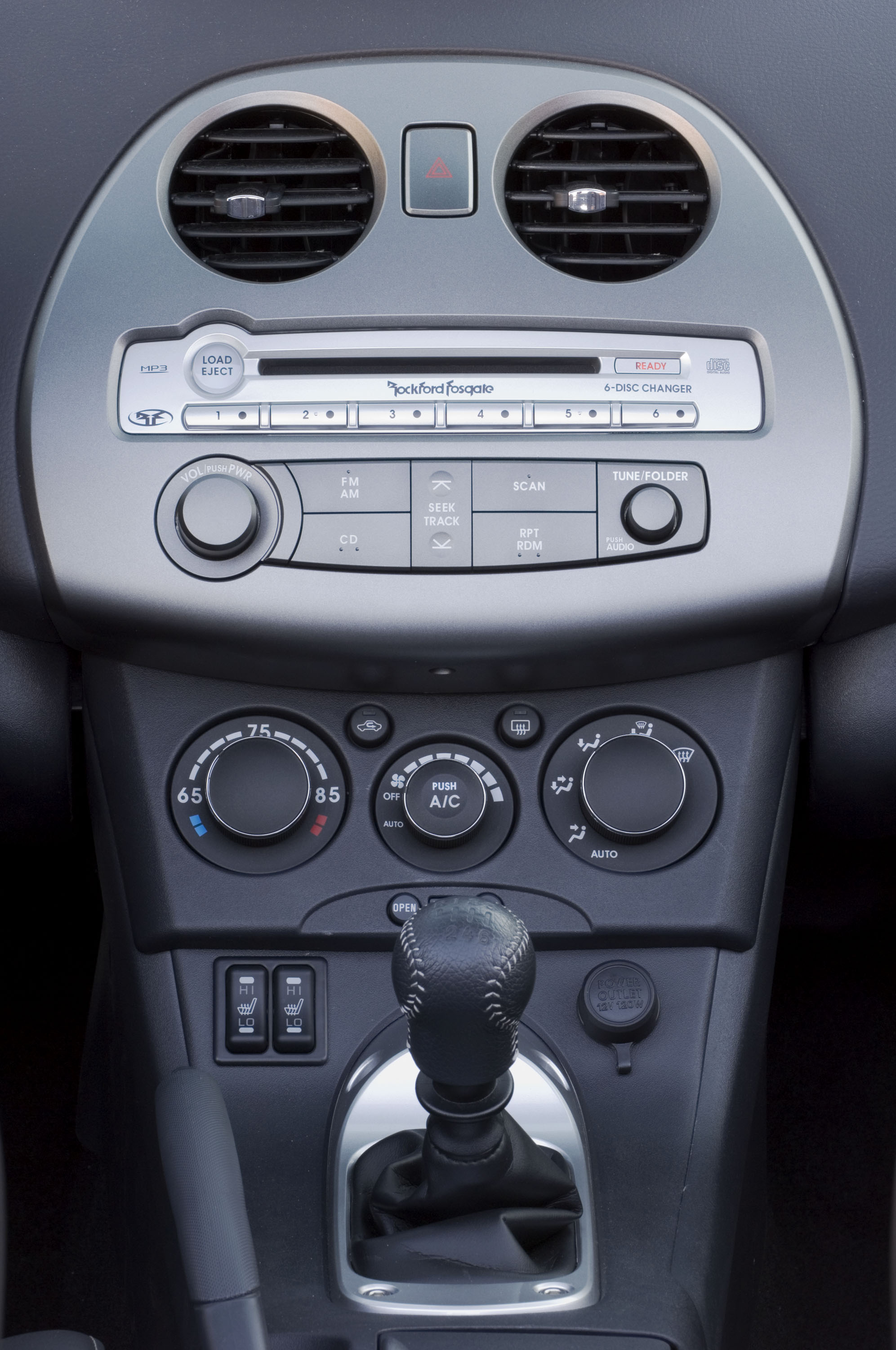 Mitsubishi Eclipse Spyder photo #14