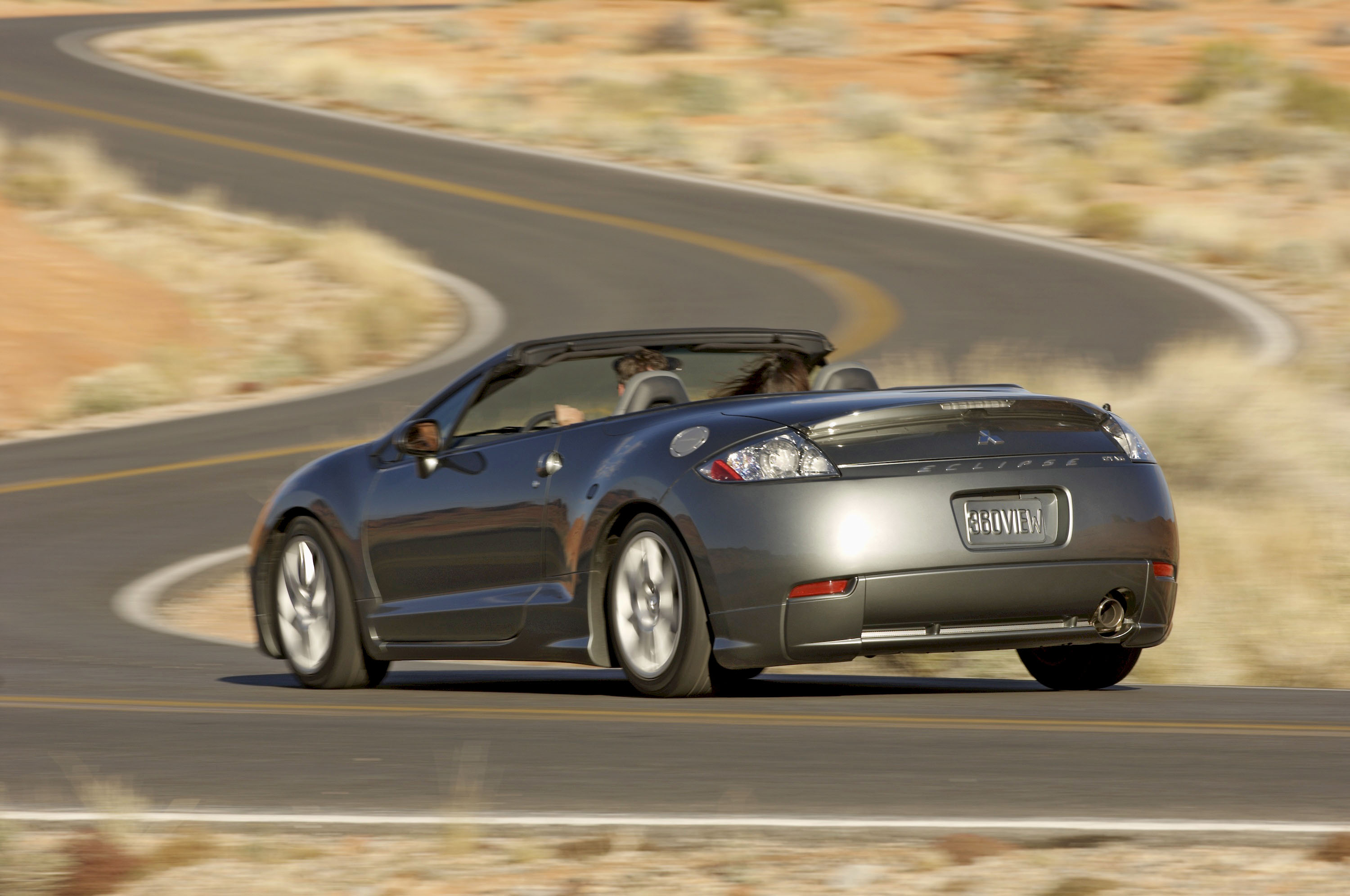 Mitsubishi Eclipse Spyder photo #22