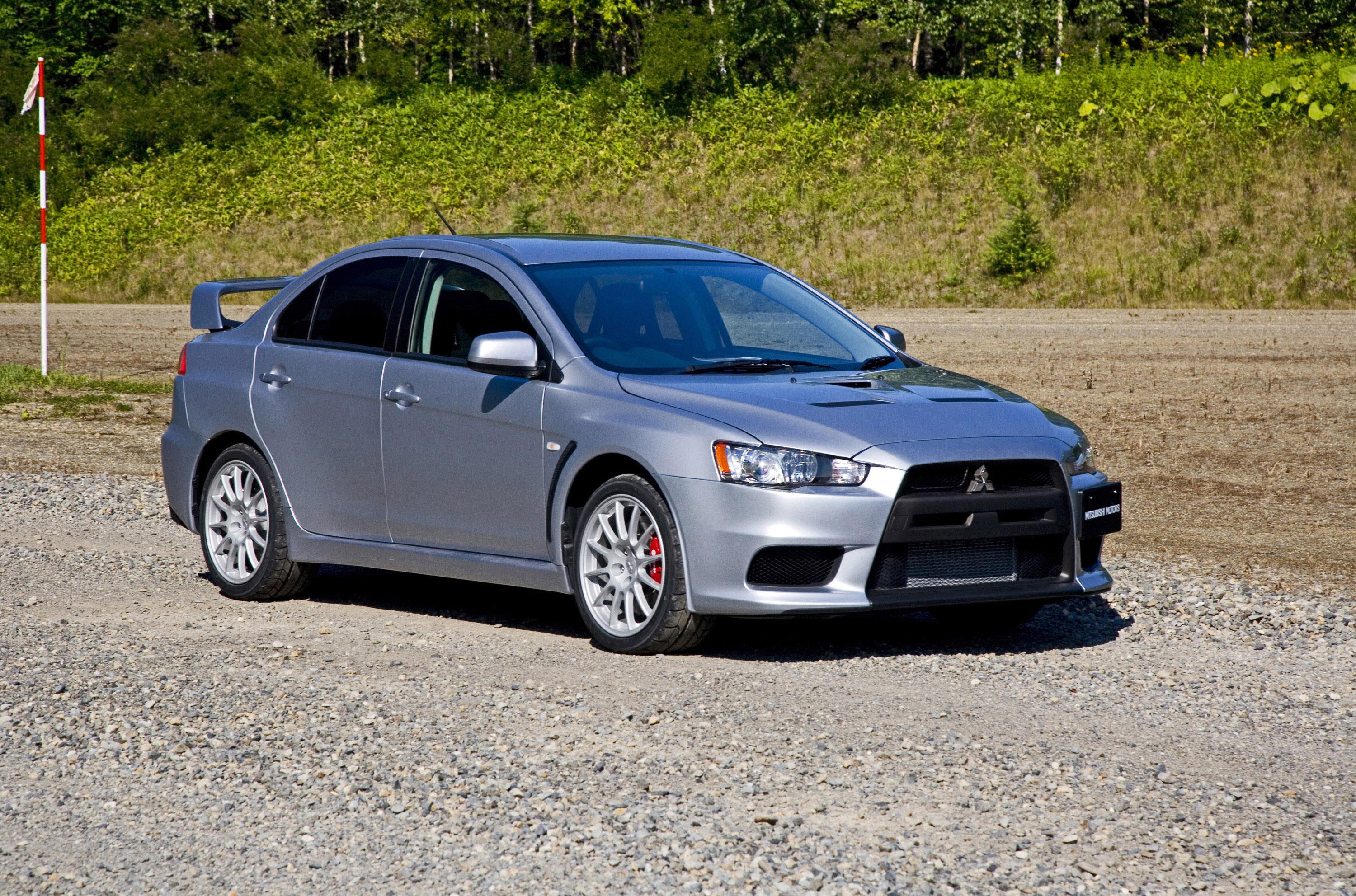 Mitsubishi Lancer Evolution photo #7