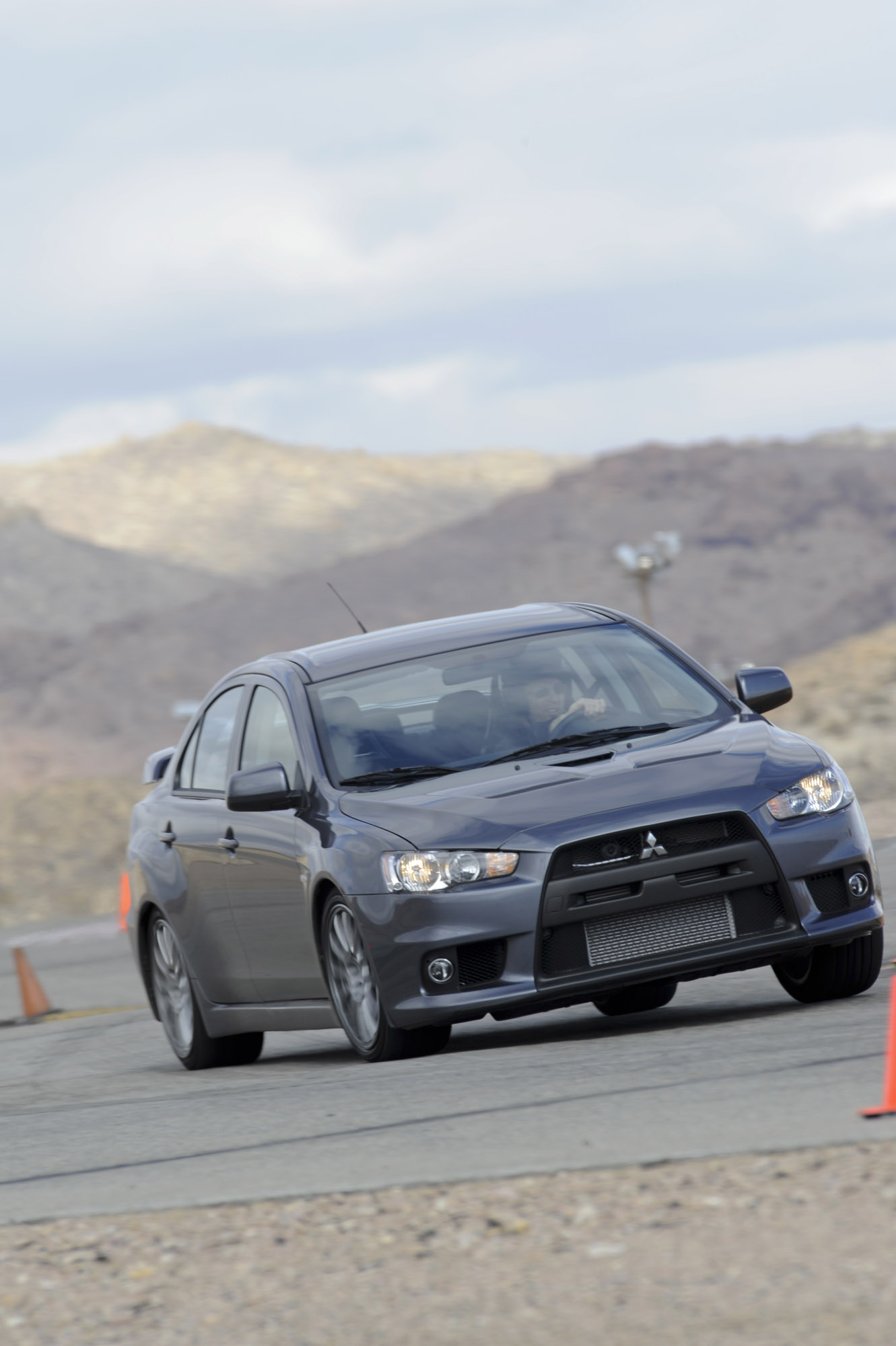 Mitsubishi Lancer Evolution photo #23