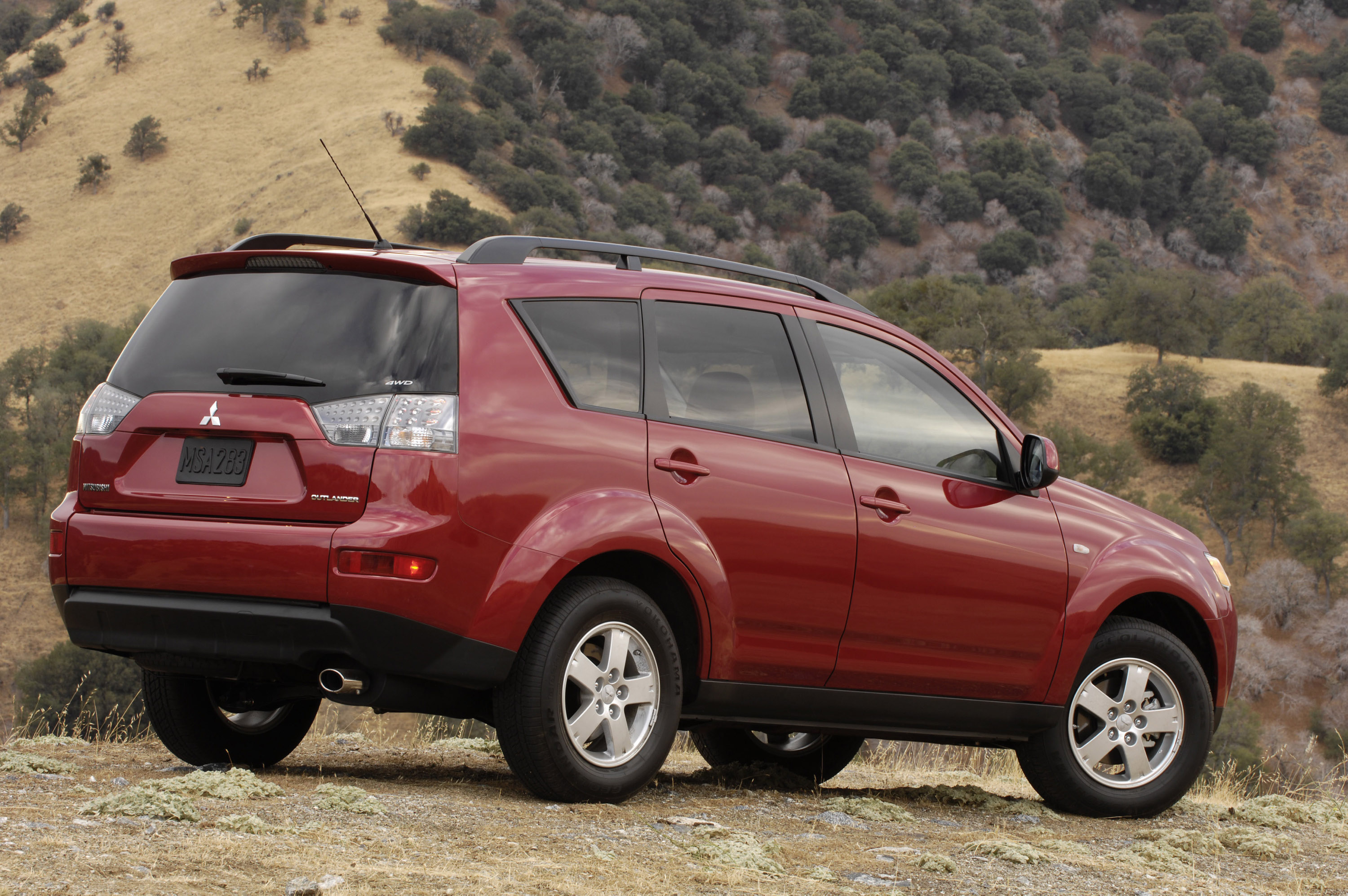 Mitsubishi Outlander photo #21
