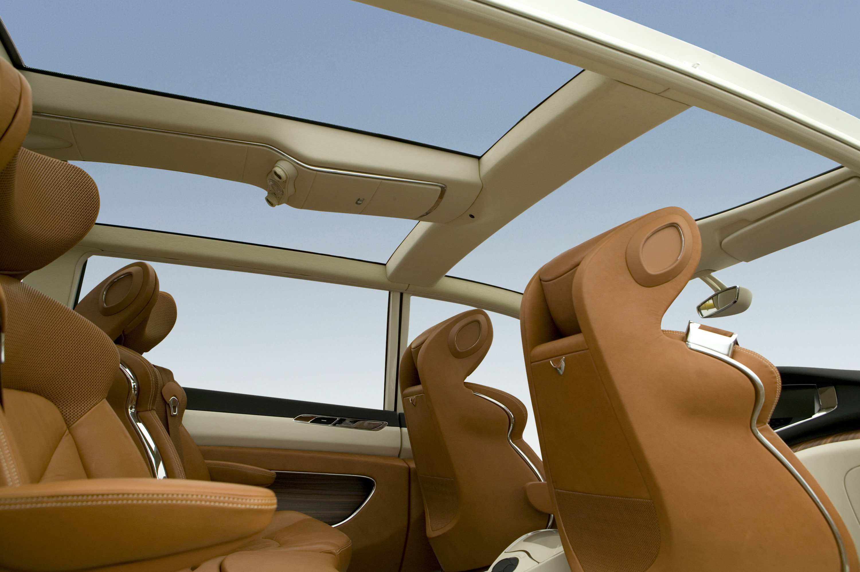 Nissan Forum Concept photo #21