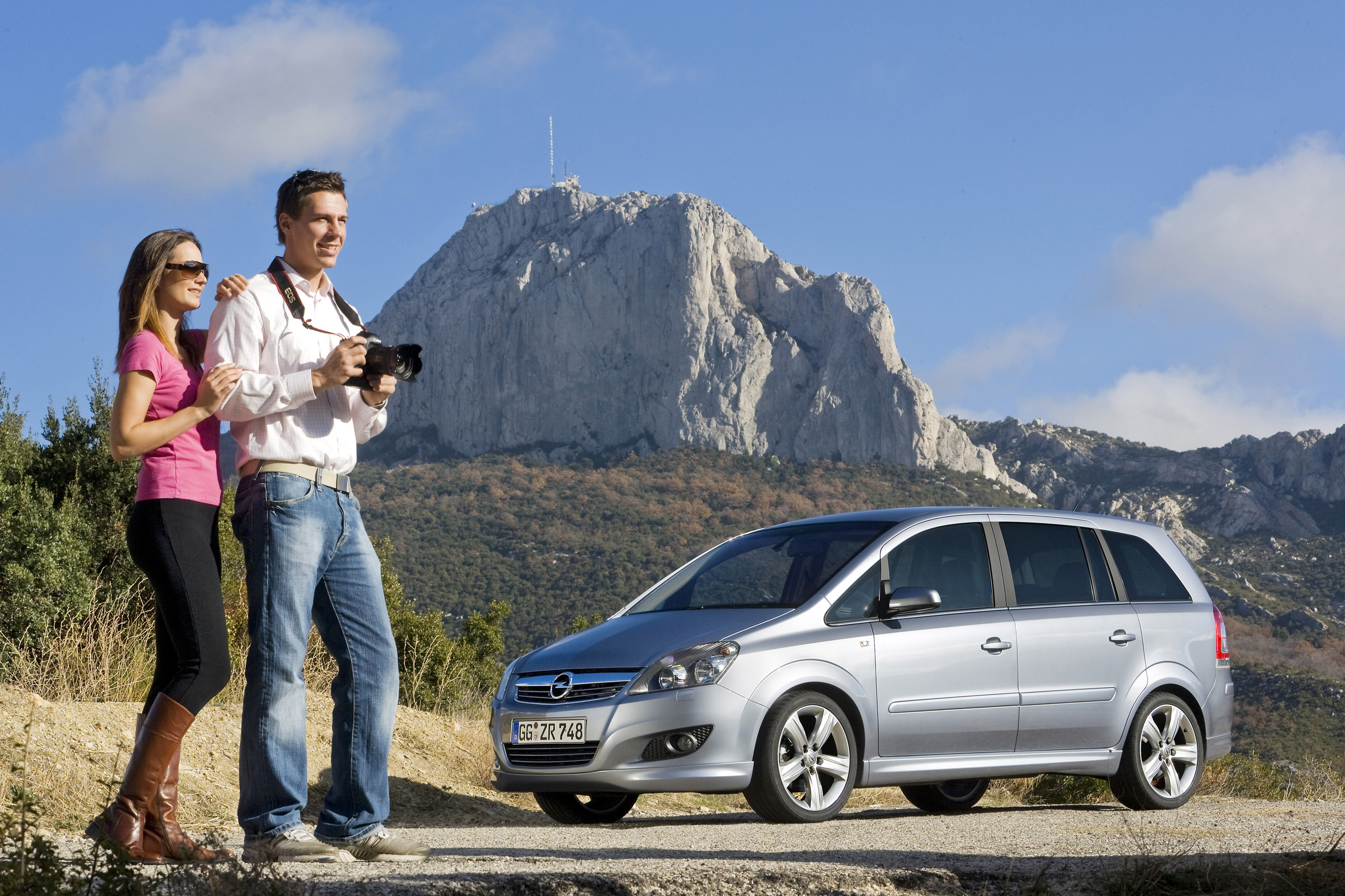 Opel Zafira photo #26