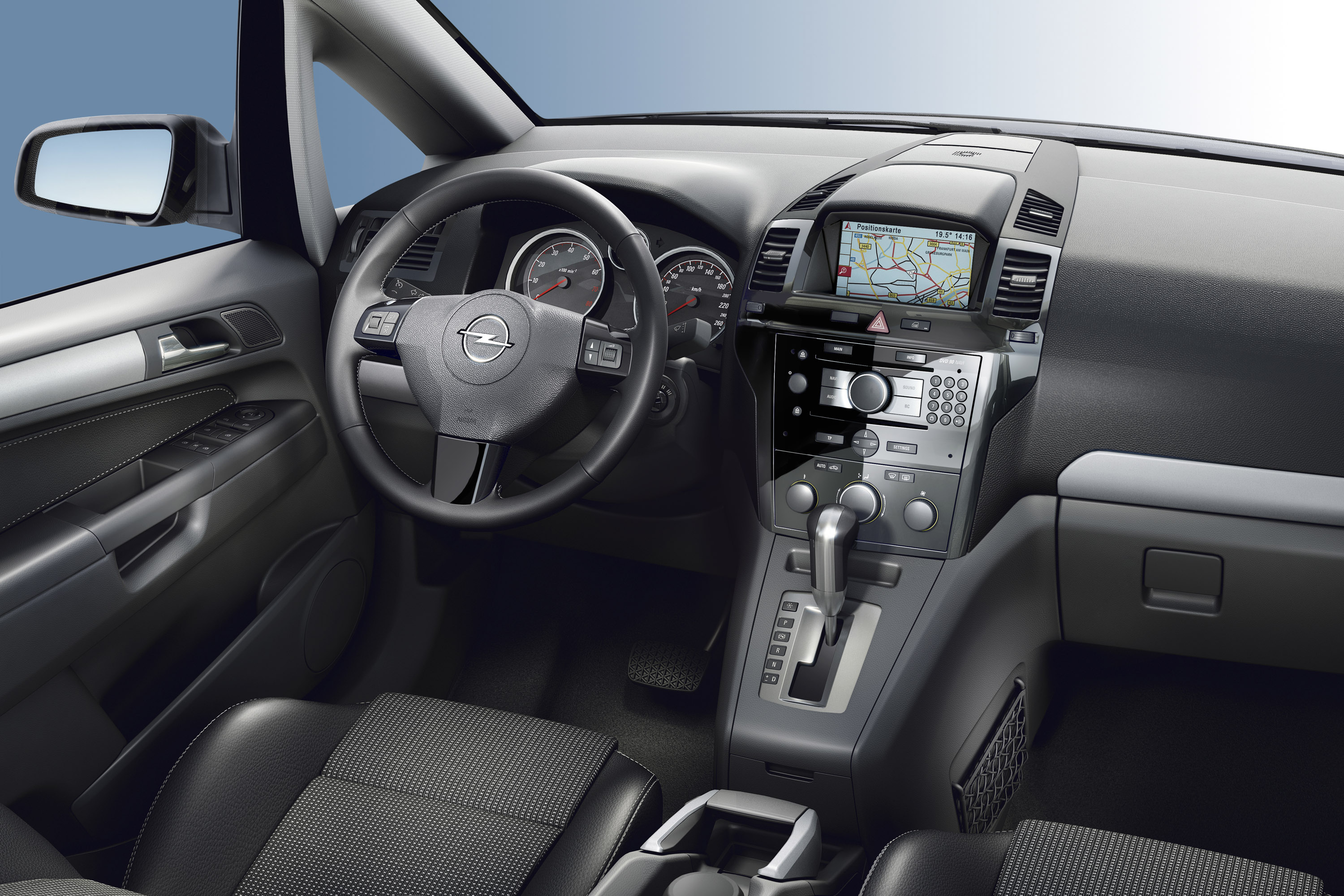 Opel Zafira photo #32