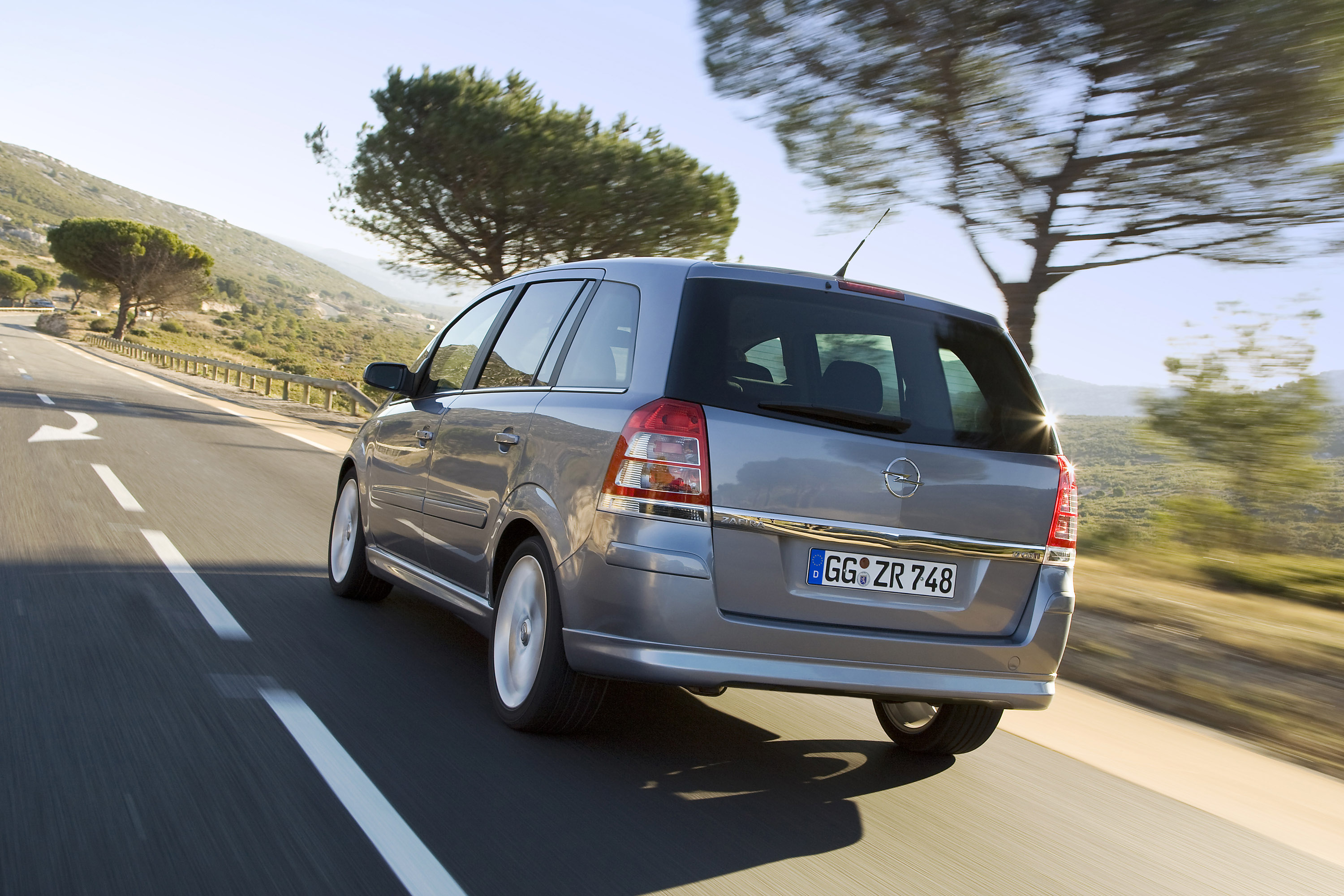 Opel Zafira photo #43