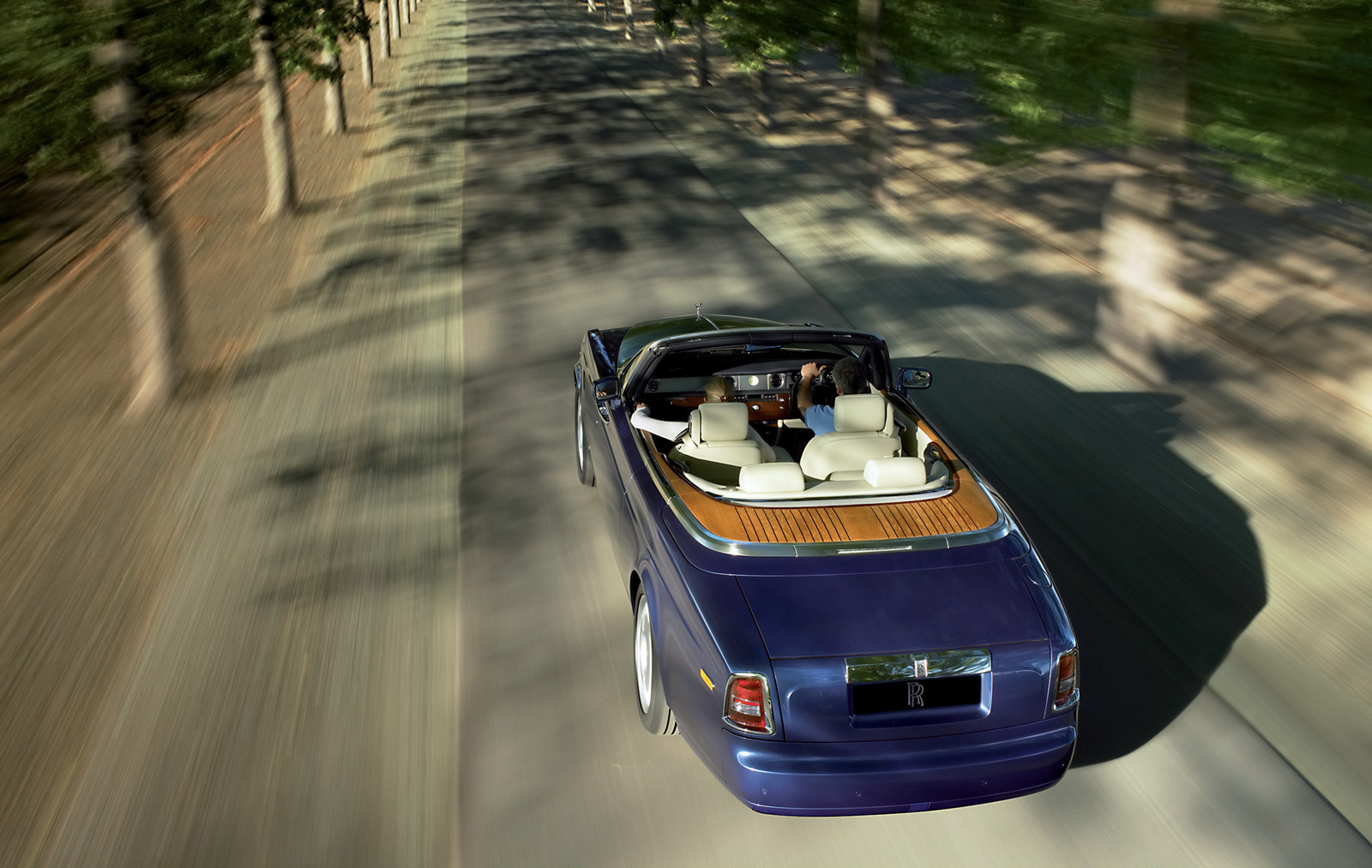 Rolls-Royce Phantom Drophead Coupe photo #20