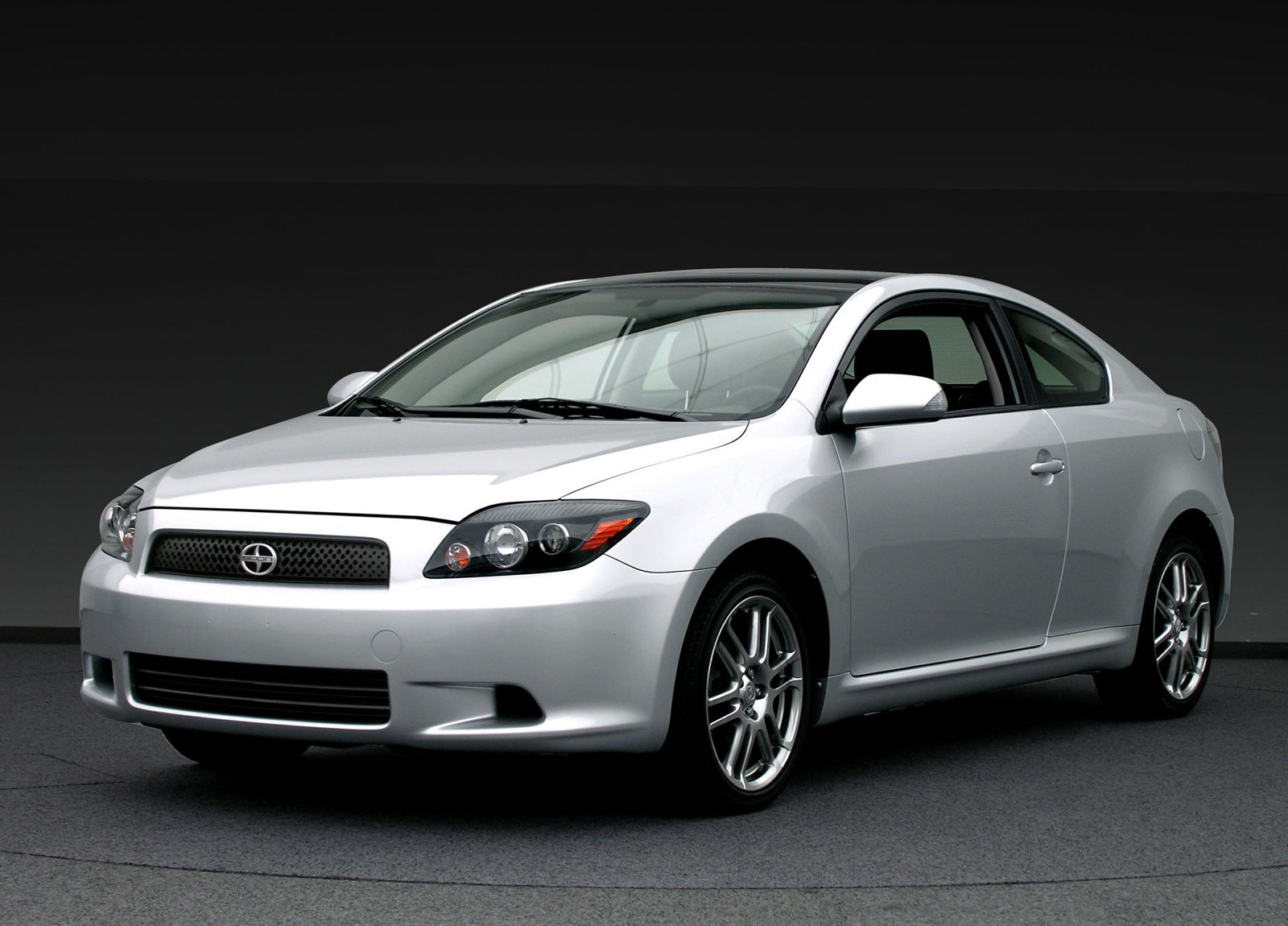 Scion tC photo #1