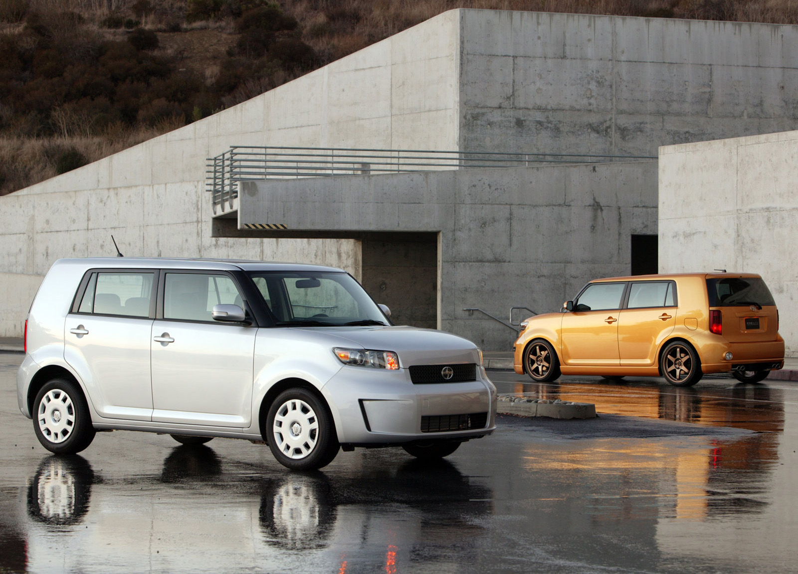 Scion xB photo #17