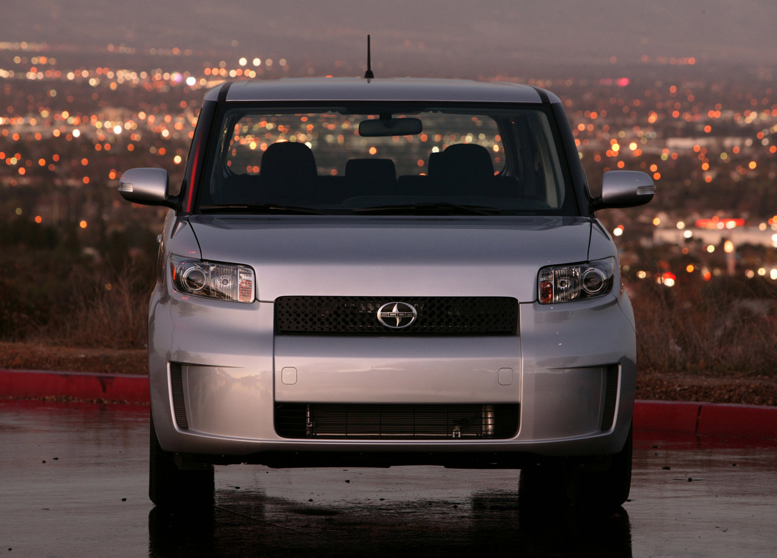 Scion xB photo #18