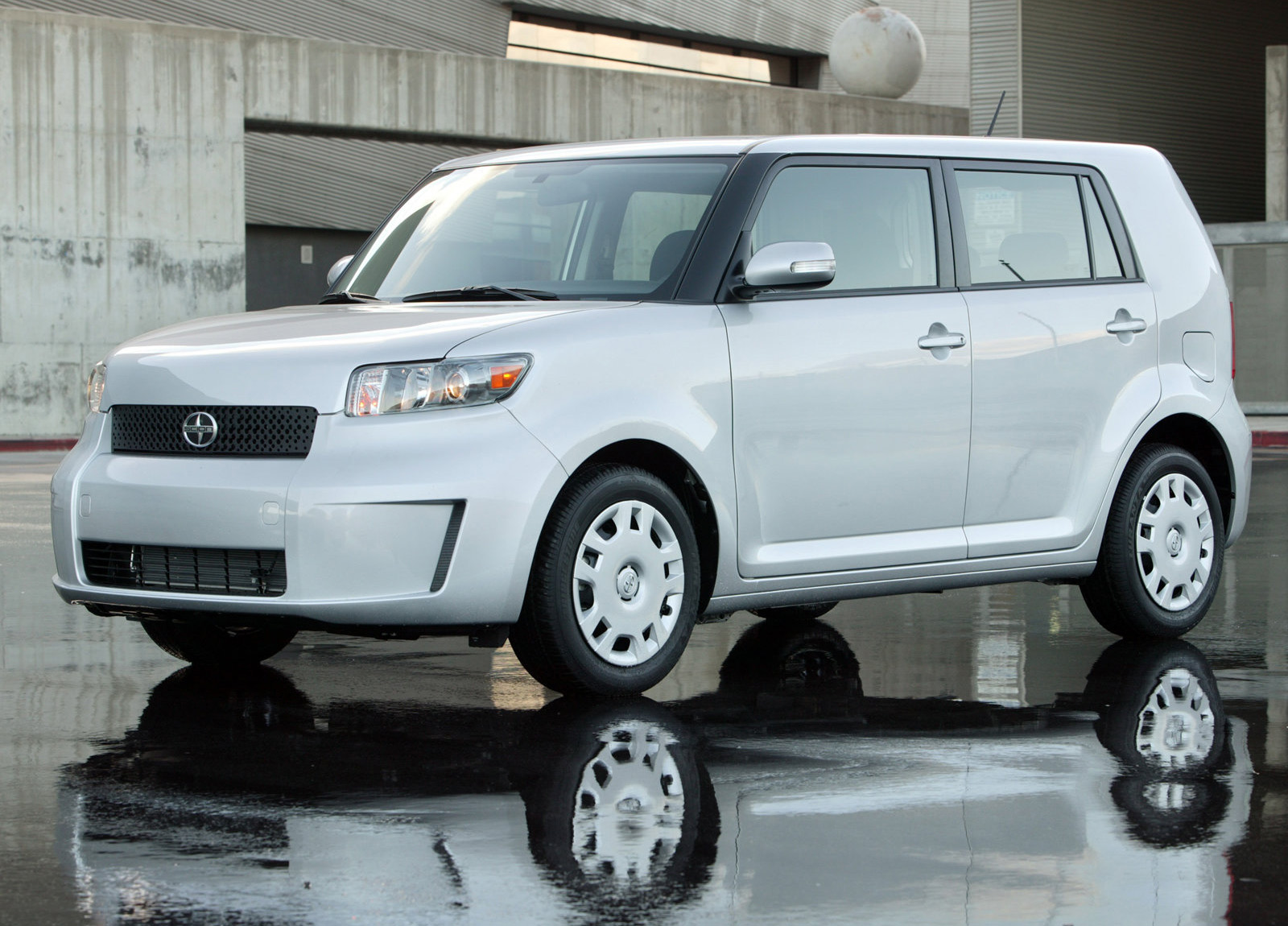 Scion xB photo #19