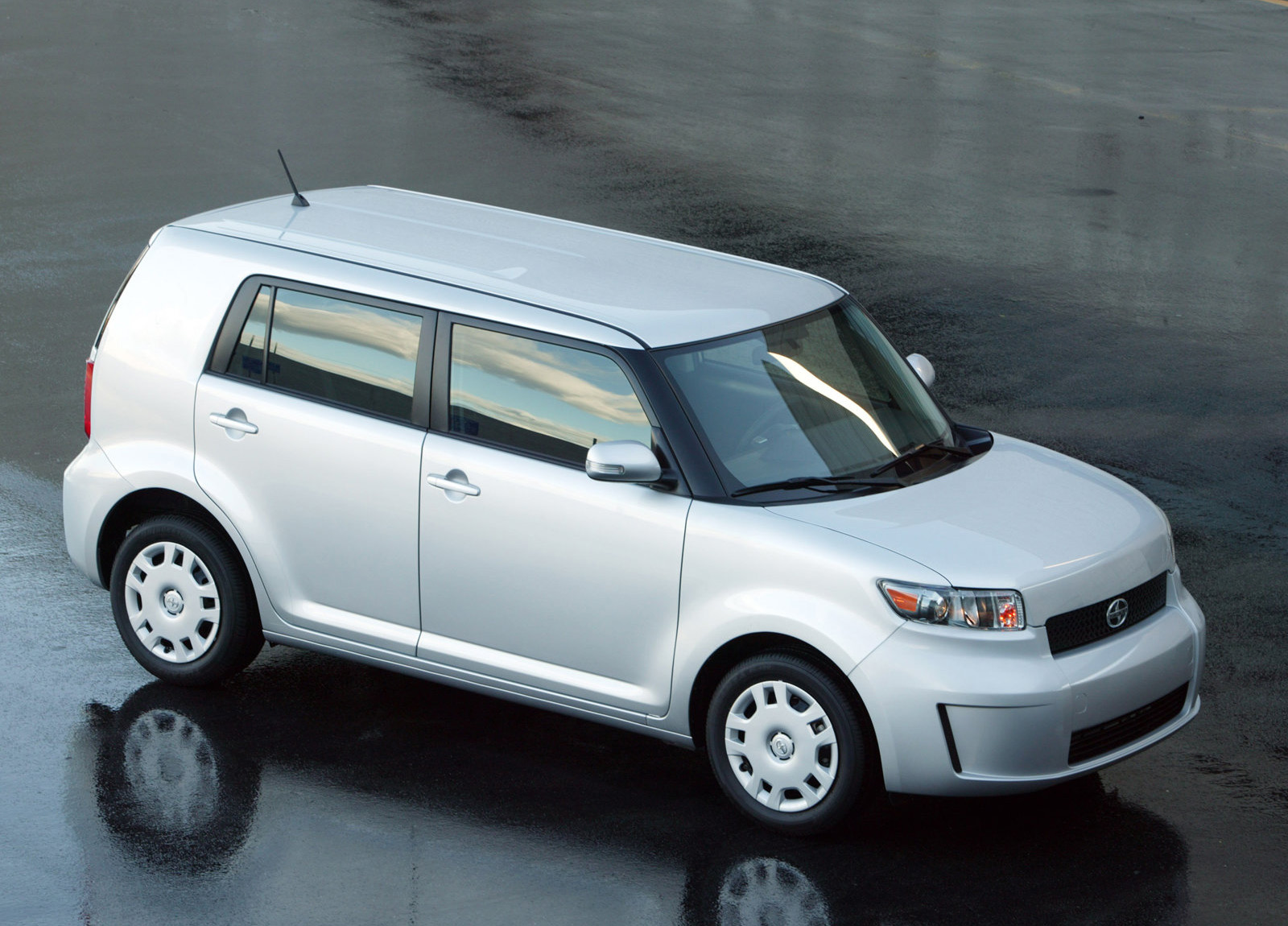 Scion xB photo #20