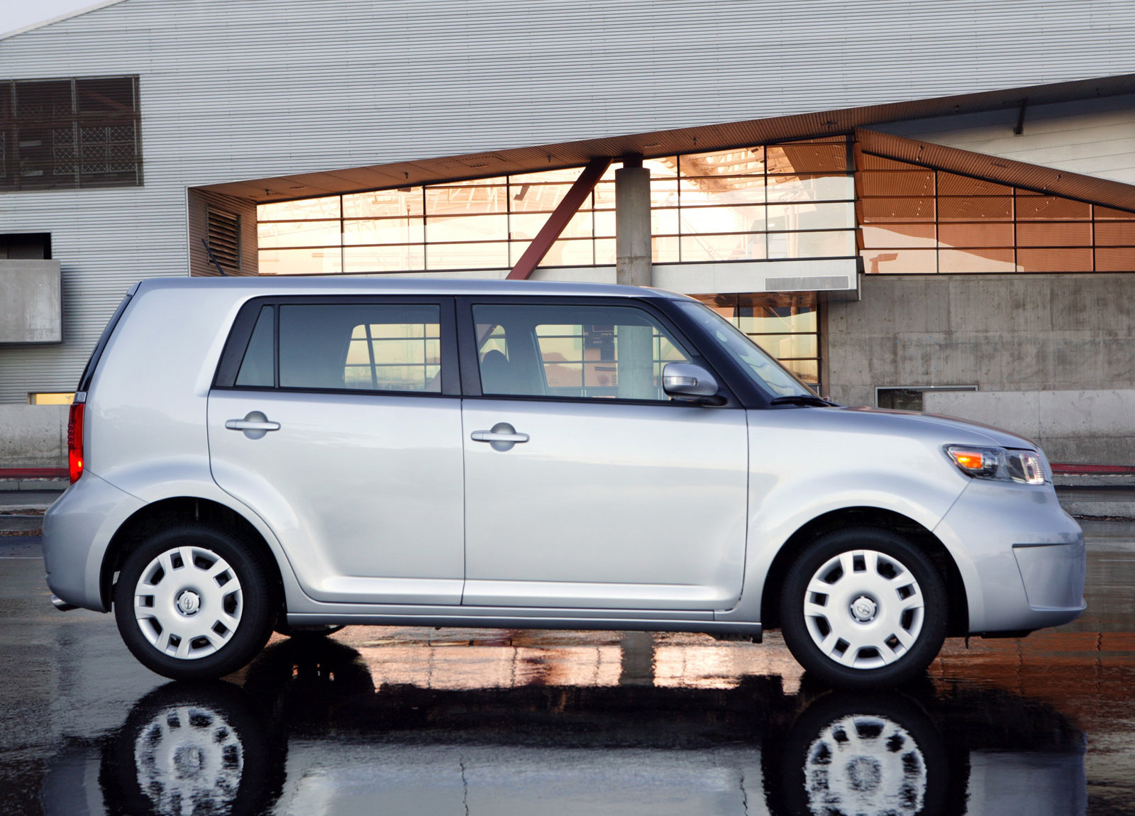Scion xB photo #31