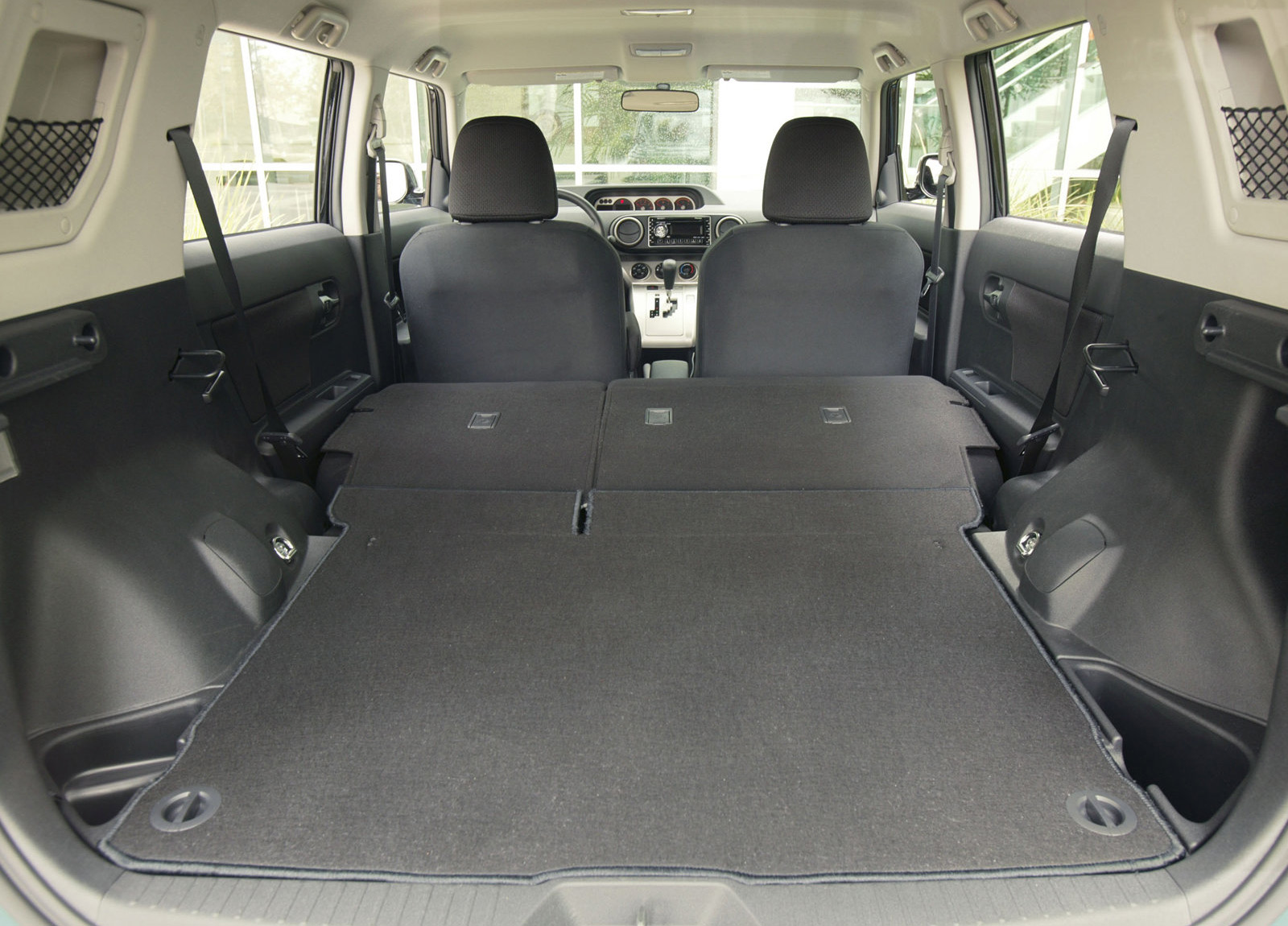 Scion xB photo #48