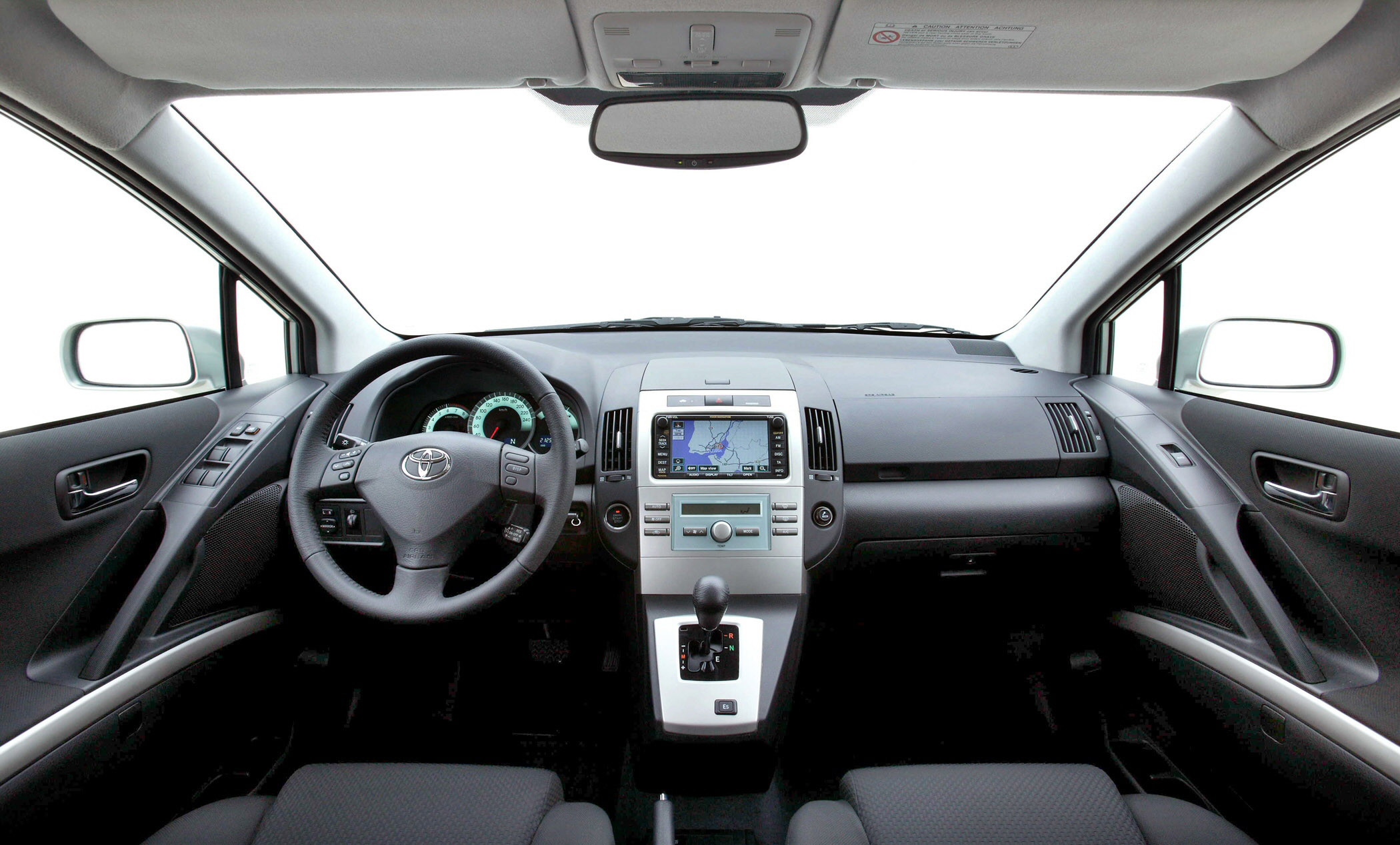Toyota Corolla Verso photo #7