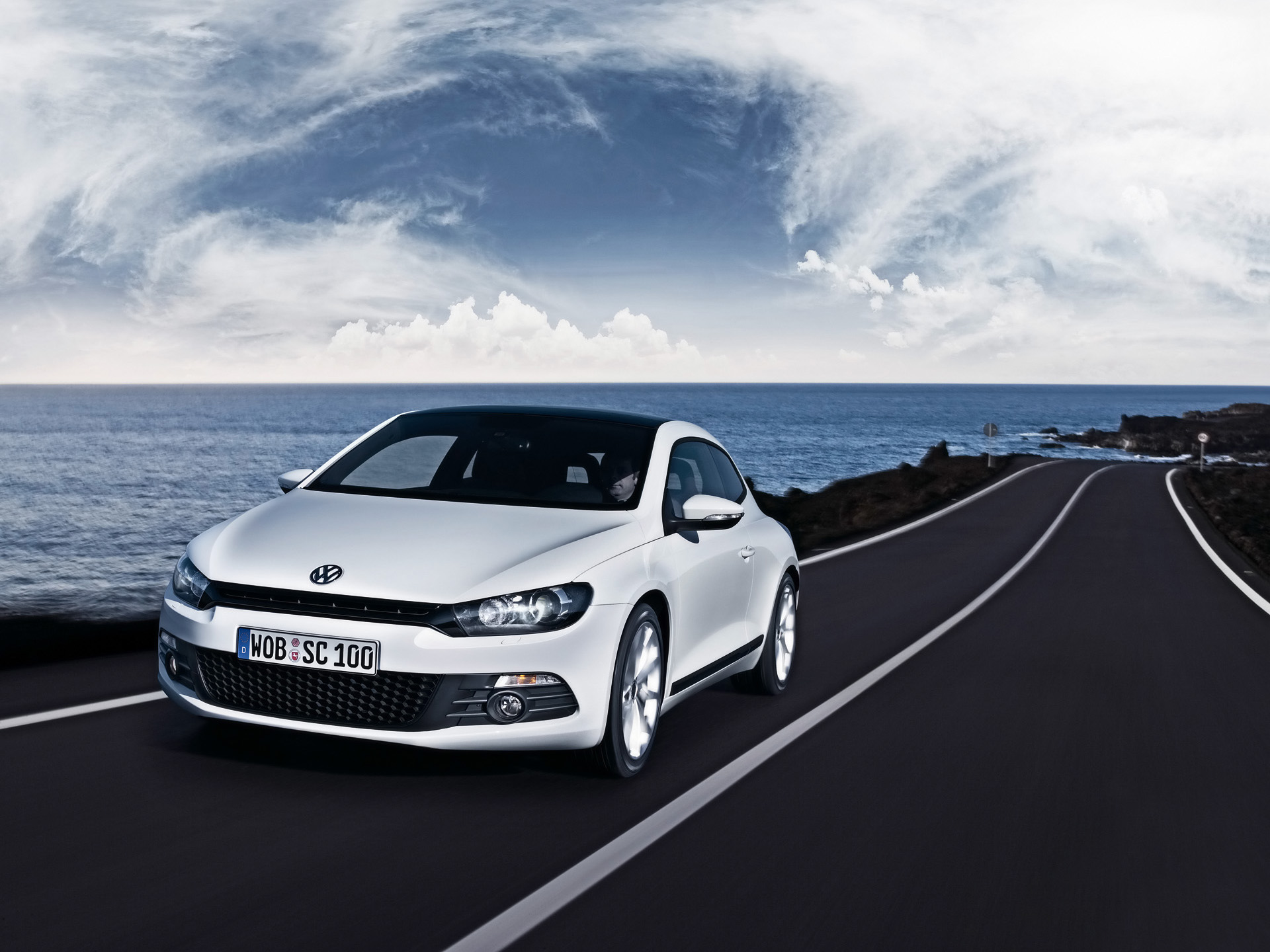 Volkswagen Scirocco photo #2