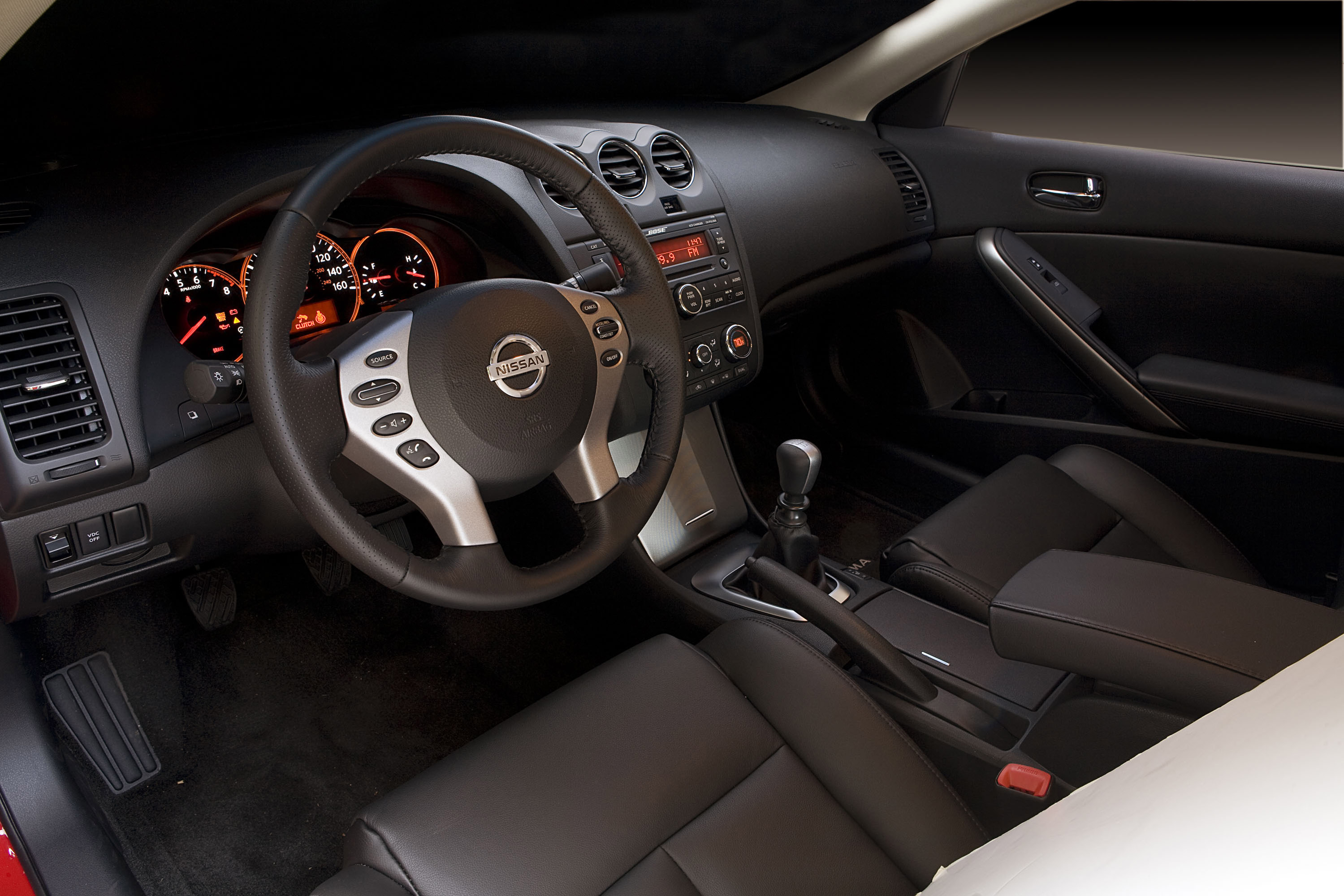 Altima Coupe photo #15