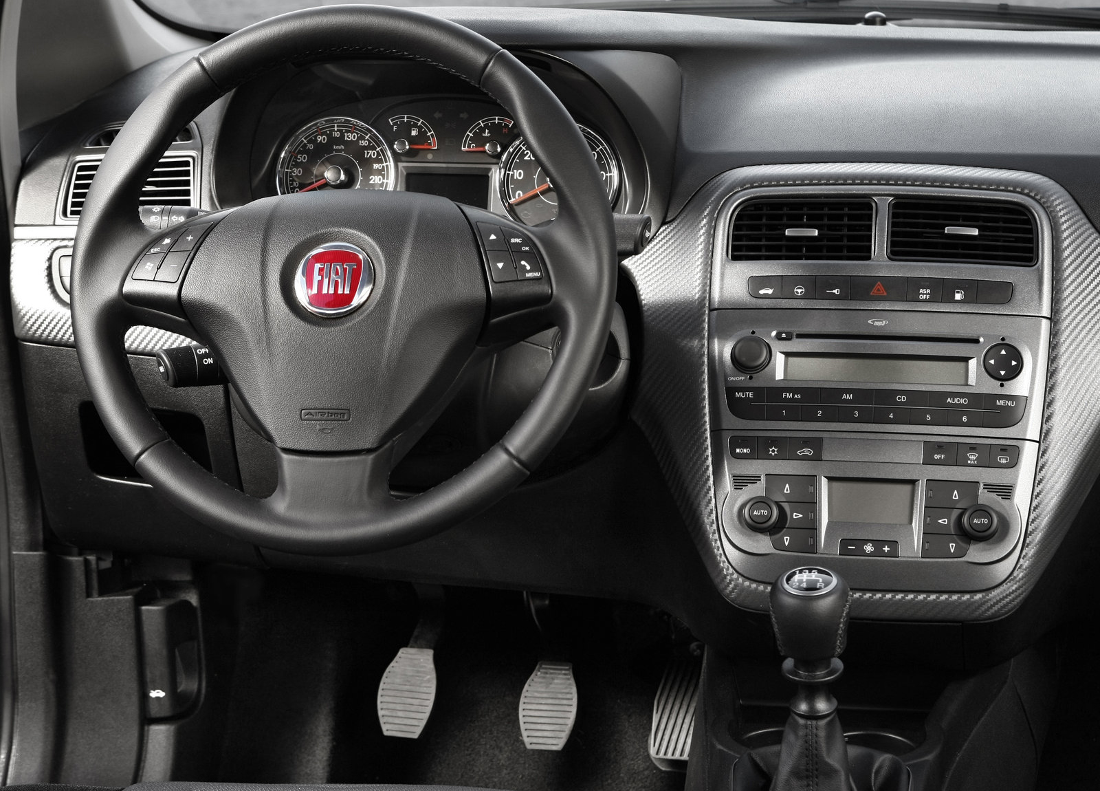 Fiat Grande Punto Natural Power photo #15