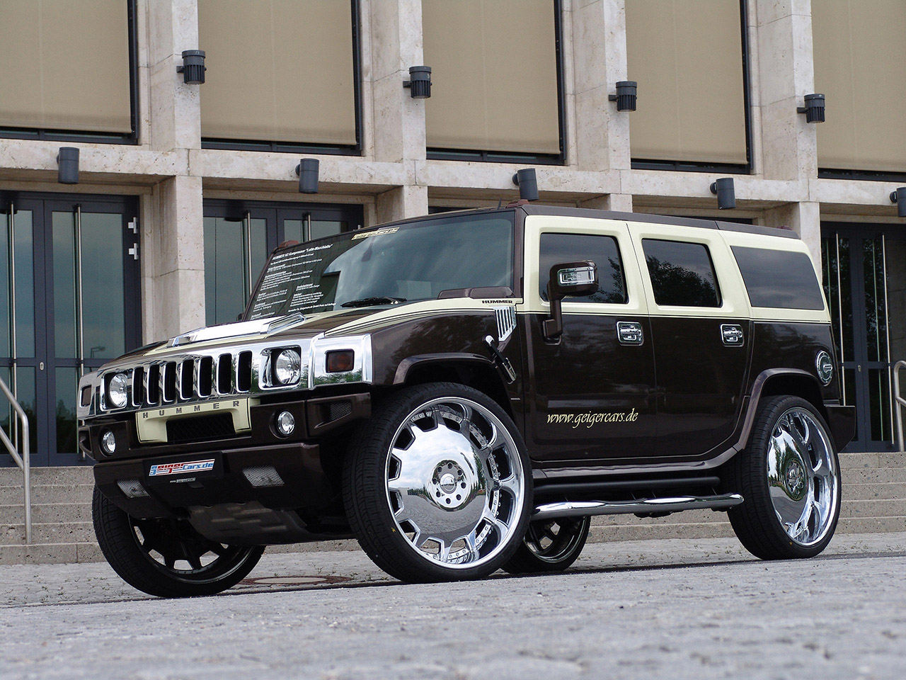 GeigerCars Hummer H2 Latte Macciatto photo #1