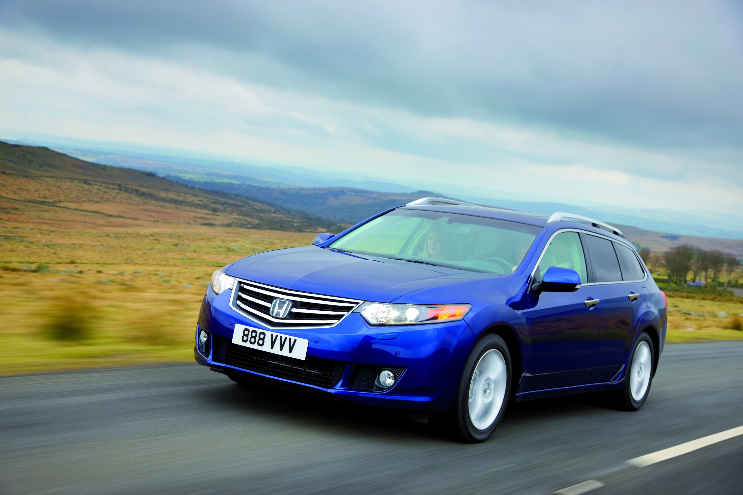 Honda Accord Tourer photo #10