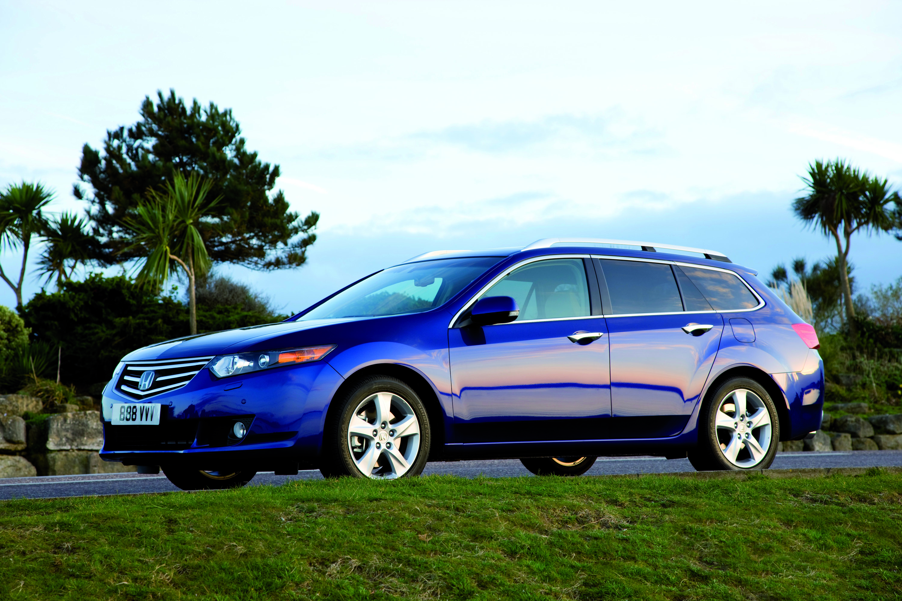 Honda Accord Tourer photo #11