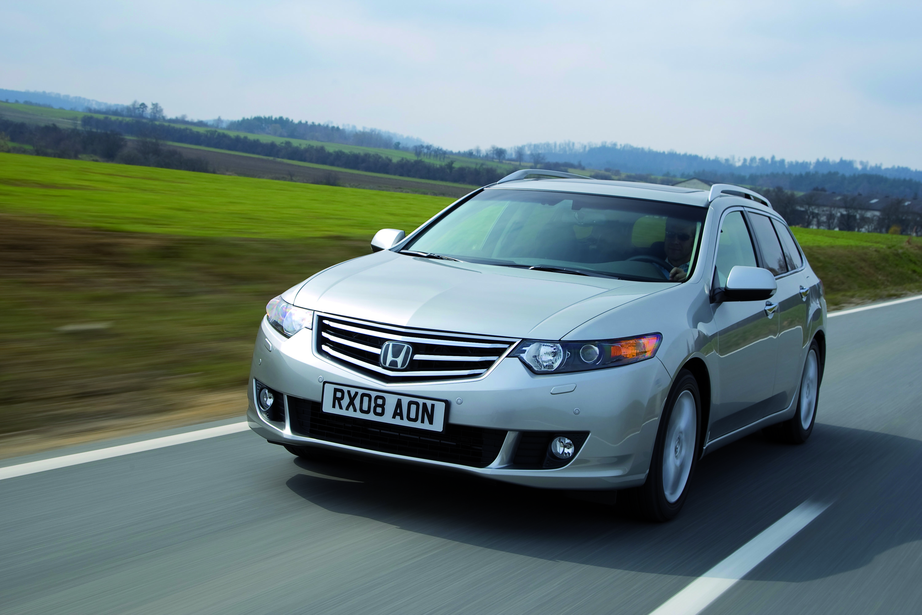 Honda Accord Tourer photo #14