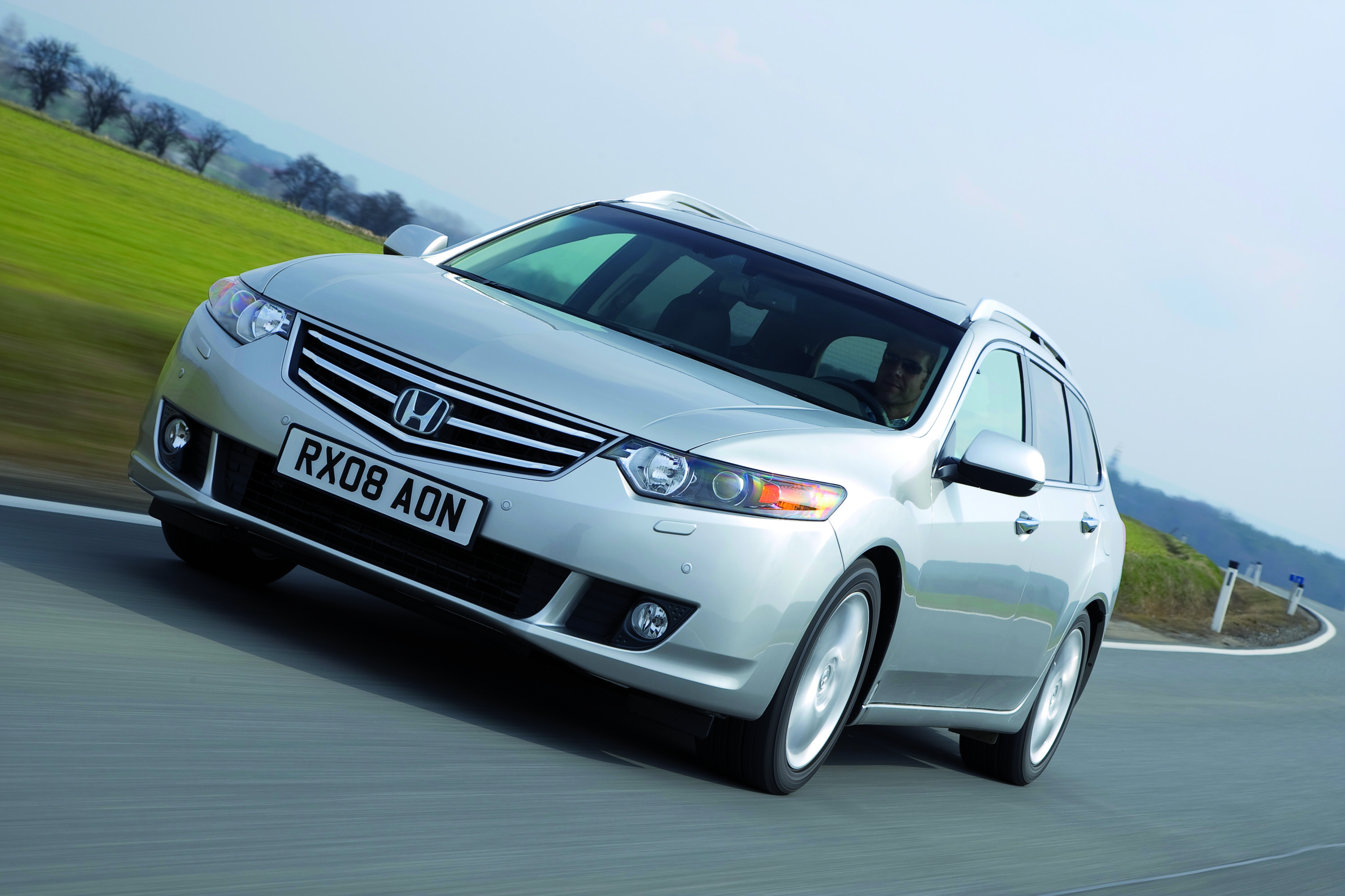 Honda Accord Tourer photo #17