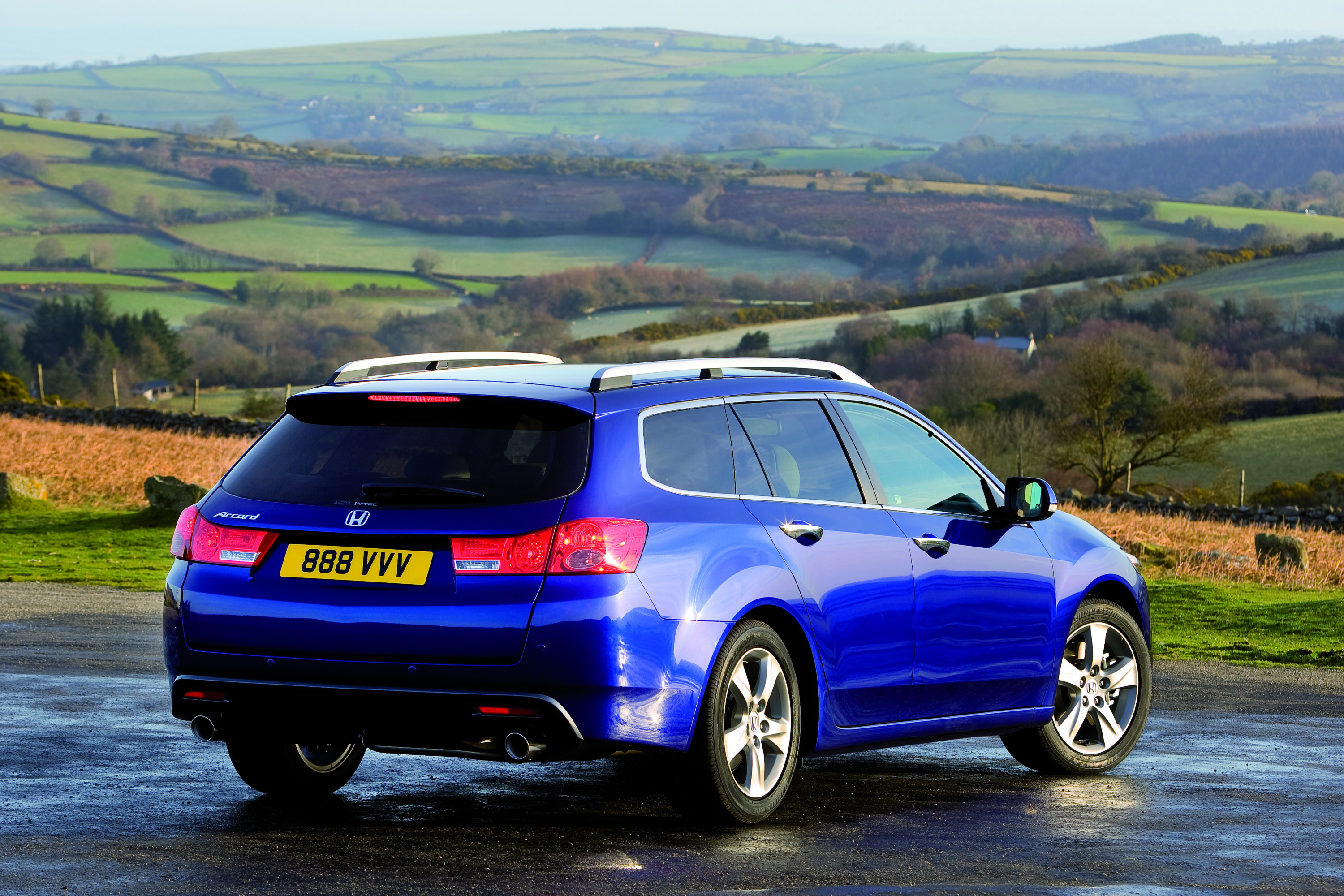 Honda Accord Tourer photo #35