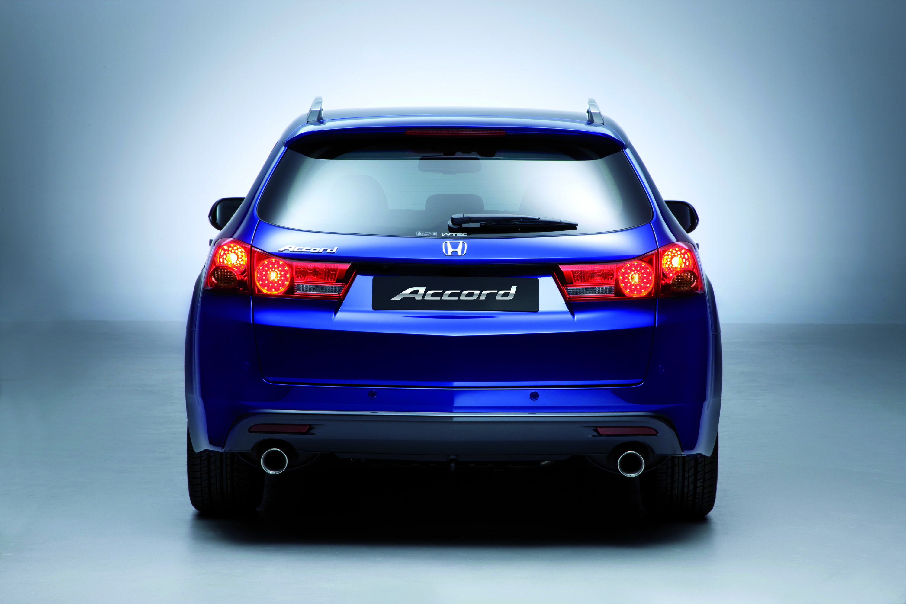 Honda Accord Tourer photo #39