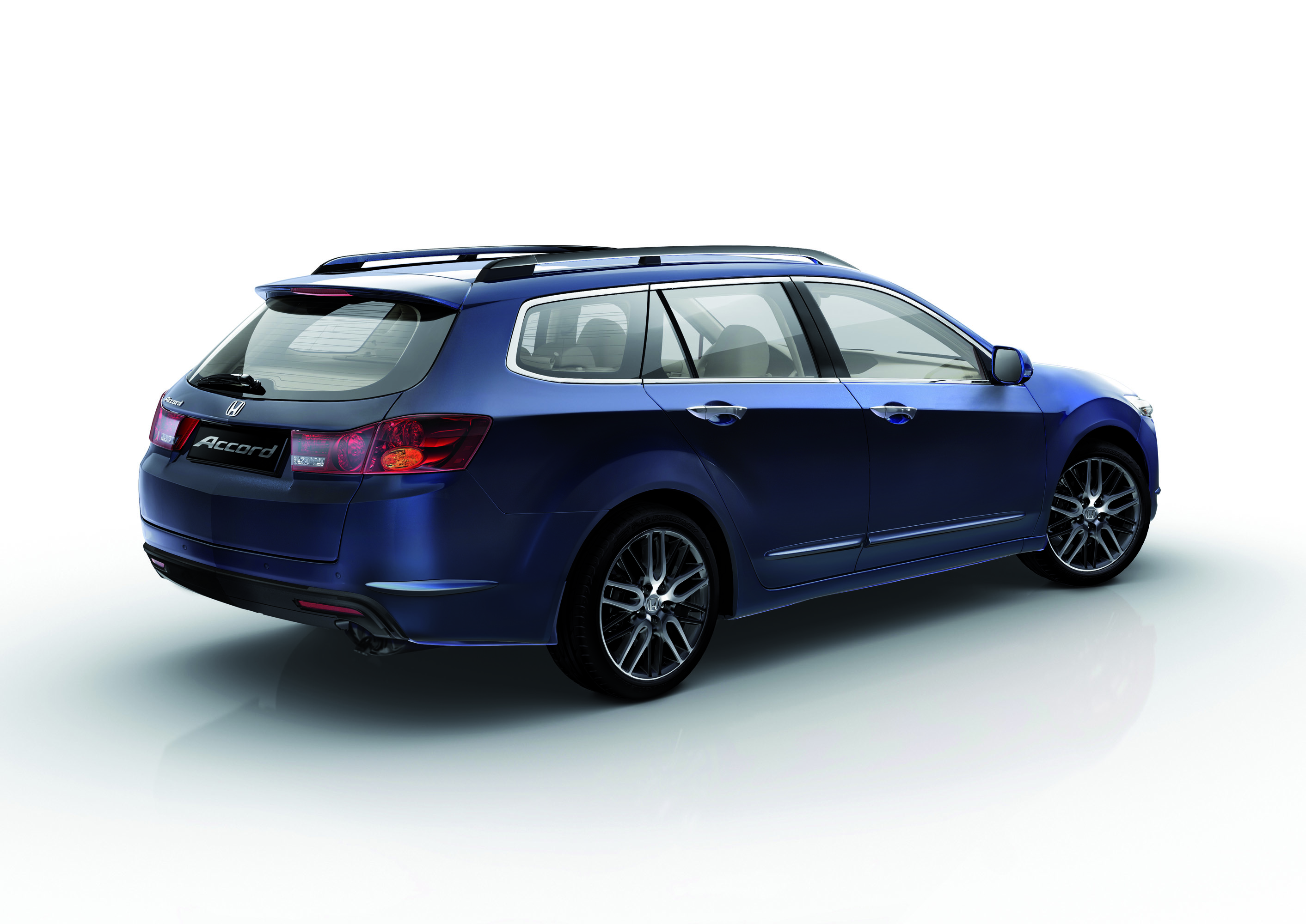 Honda Accord Tourer photo #41