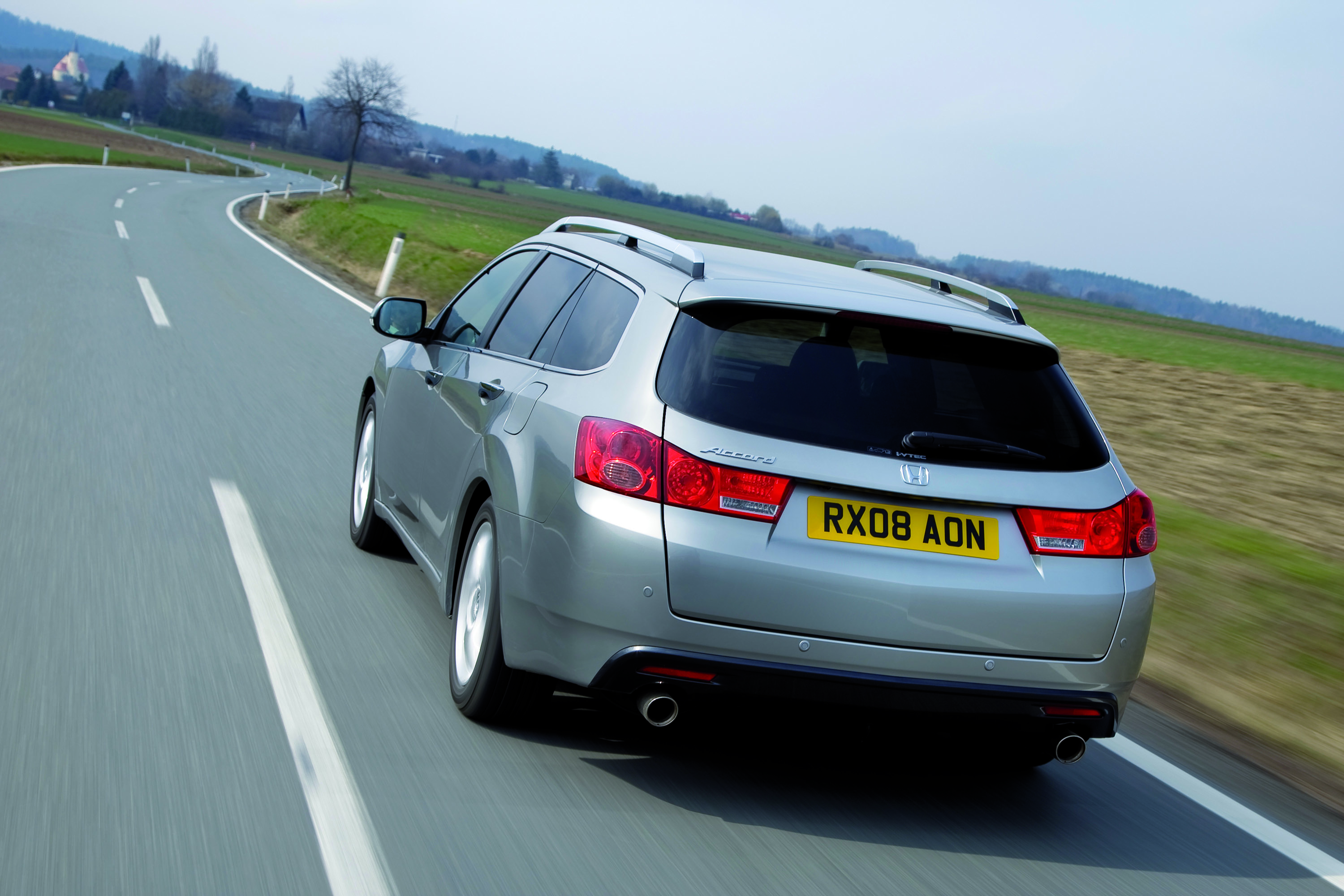Honda Accord Tourer photo #45